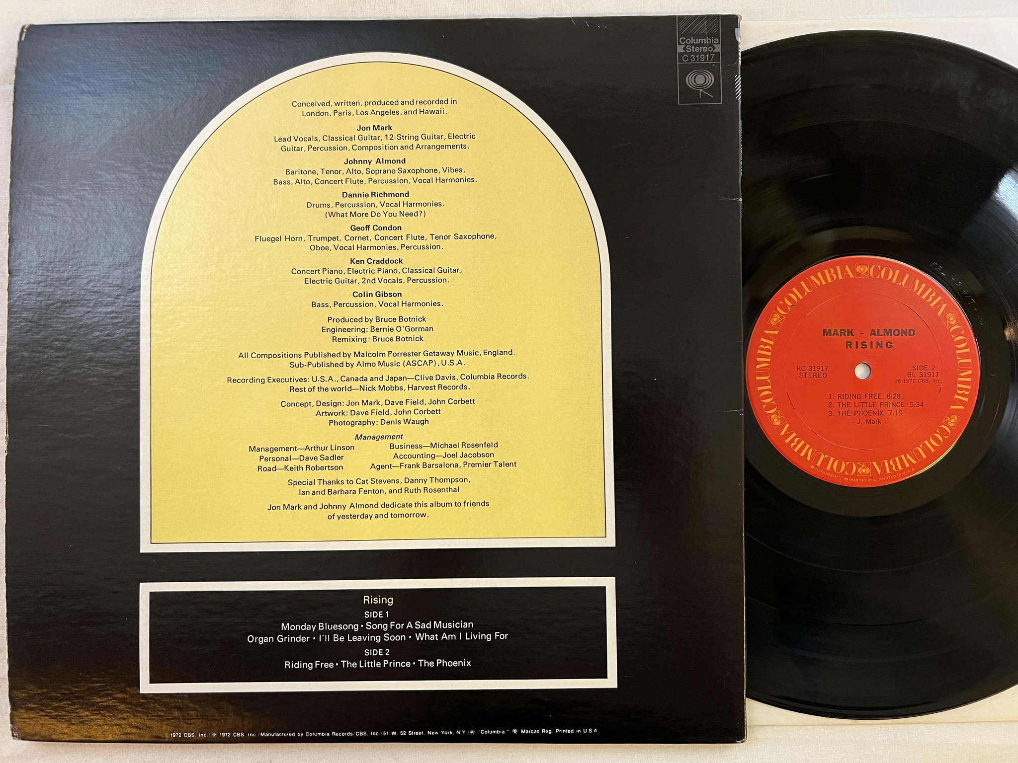 Omslagsbild för skivan MARK ALMOND rising LP -72 US COLUMBIA KC 31917
