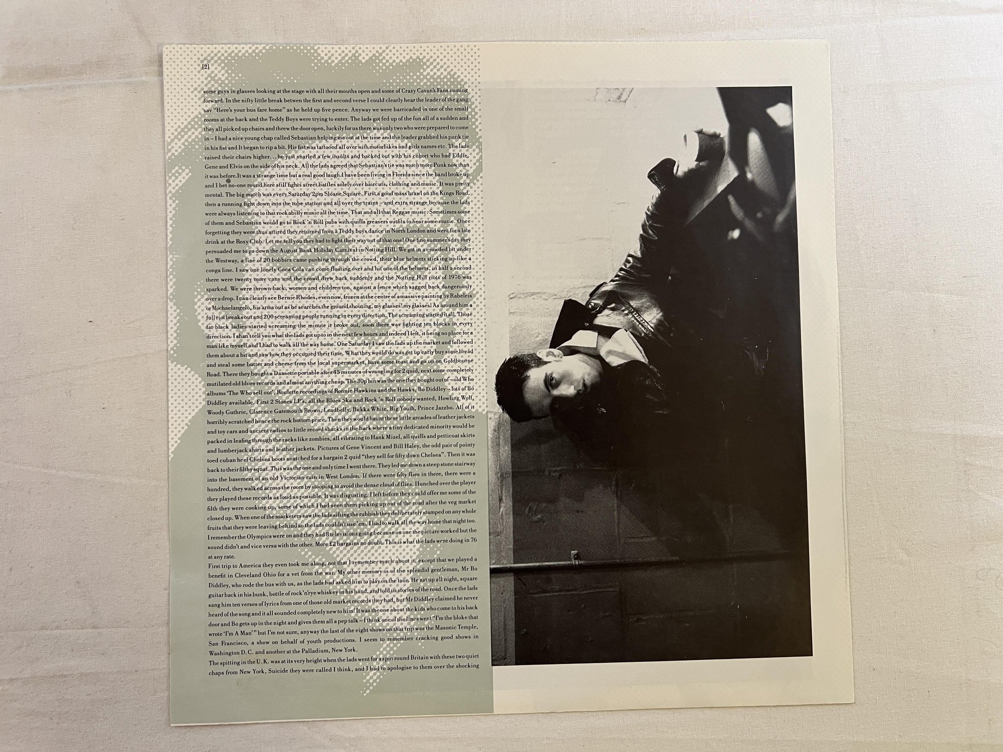 Omslagsbild för skivan THE CLASH The Story Of The Clash Volume 1 2xLP -90 Czechoslovakia