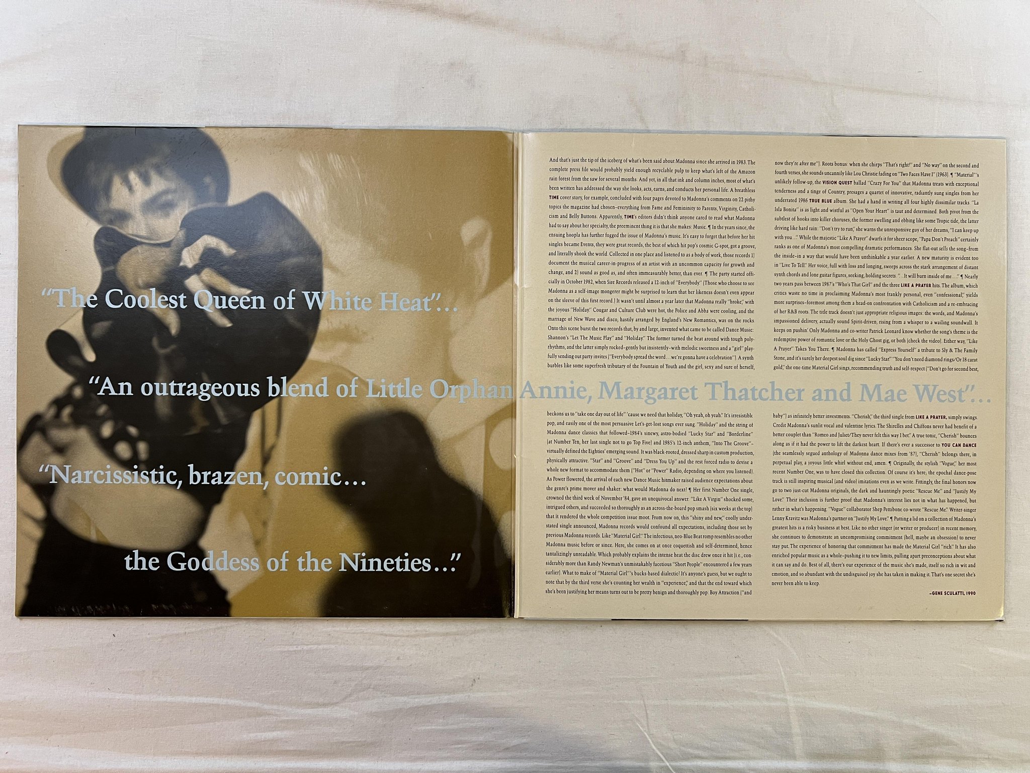 Omslagsbild för skivan MADONNA The Immaculate Collection 2xLP -90 SIRE 7599-26440-1