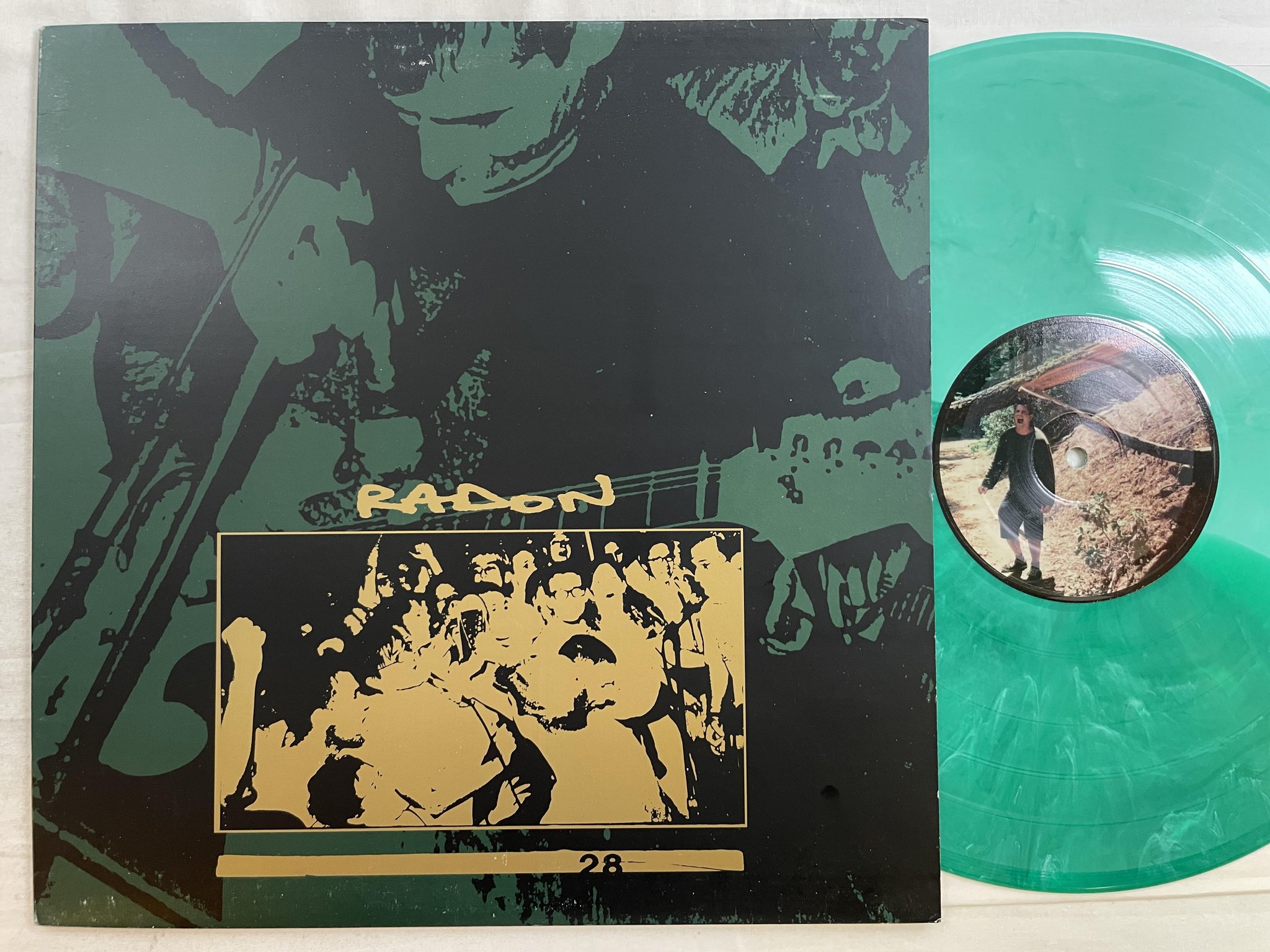 Omslagsbild för skivan RADON 28 LP -98 US NO IDEA #28 *** PUNK ***