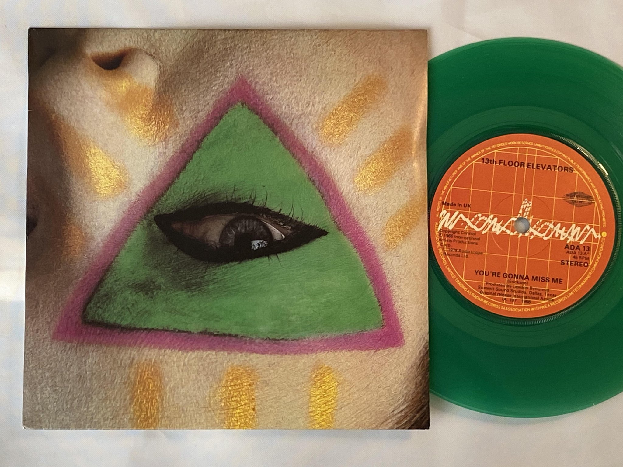 Omslagsbild för skivan 13TH FLOOR ELEVATORS you're gonna miss me 7" -78 UK RADAR ADA 13