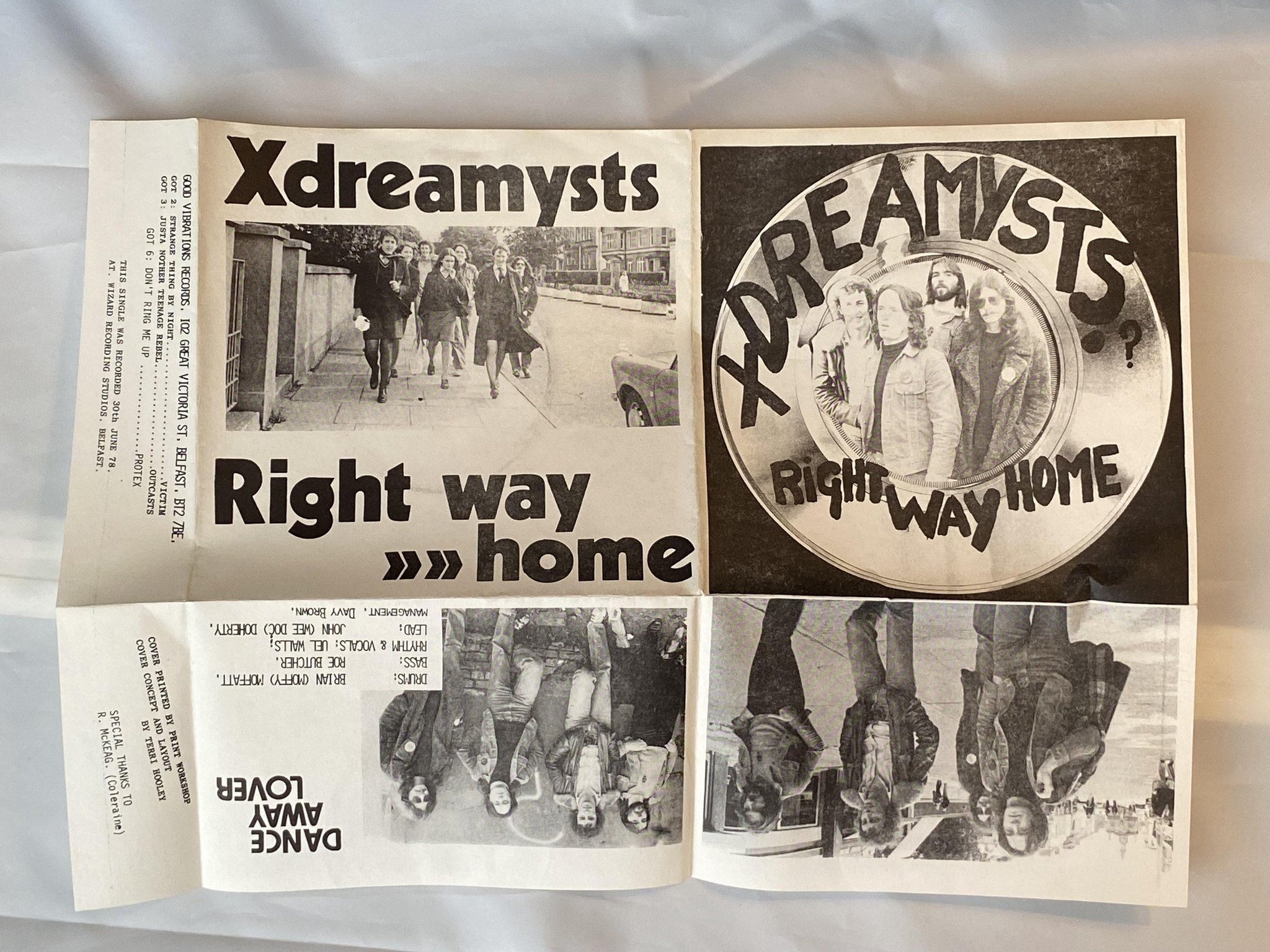 Omslagsbild för skivan XDREAMYSTS right away home 7" -78 UK GOOD VIBRATIONS GOT 5 ** RARE POWER POP **