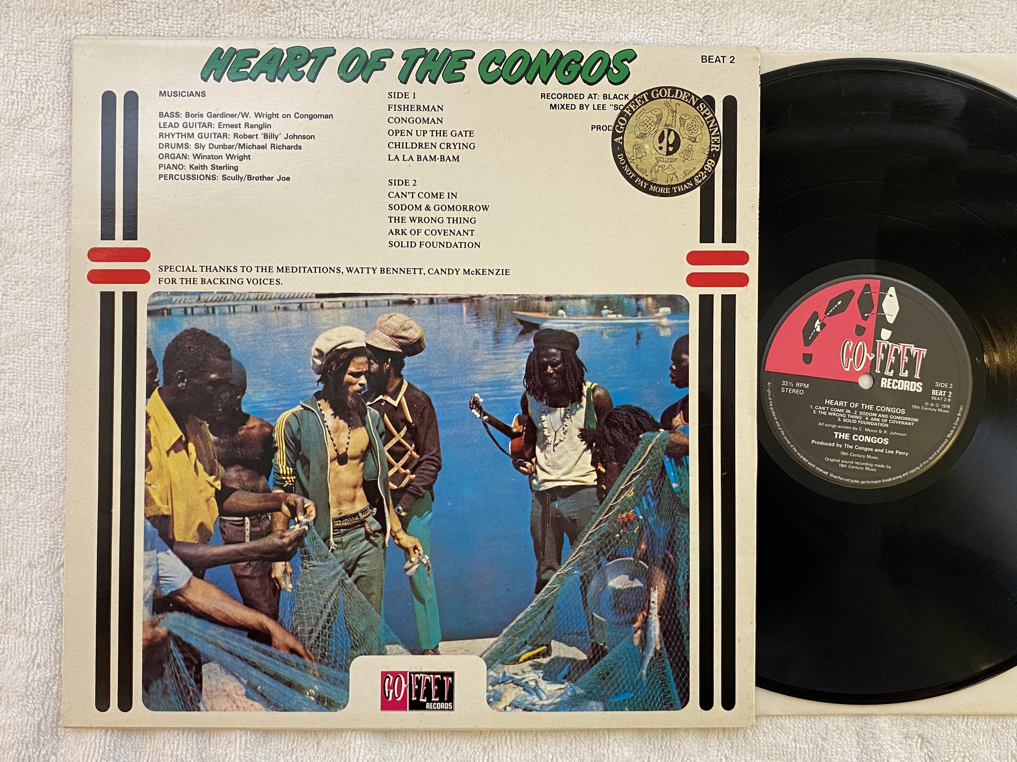 Omslagsbild för skivan THE CONGOS heart of the congos LP GO-FEET BEAT 2 *** CLASSIC ***