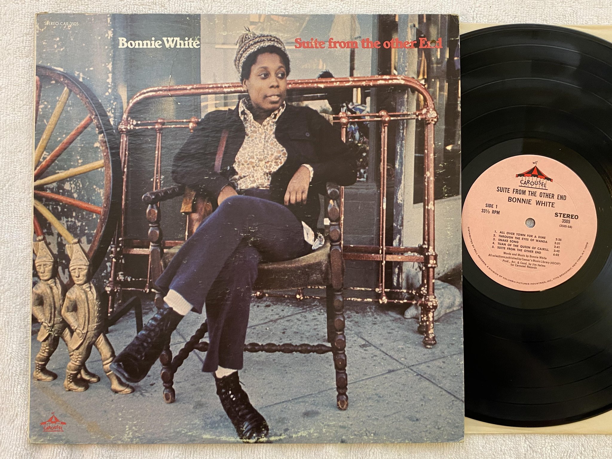 Omslagsbild för skivan BONNIE WHITE Suite From The Other End LP -71 US CAROUSEL 3505