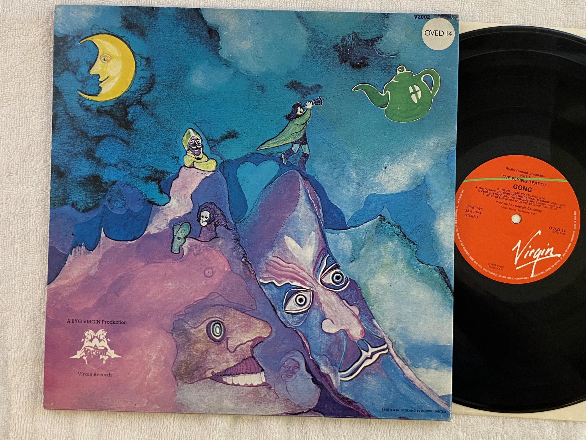 Omslagsbild för skivan GONG the flying teapot LP re UK VIRGIN OVED 14