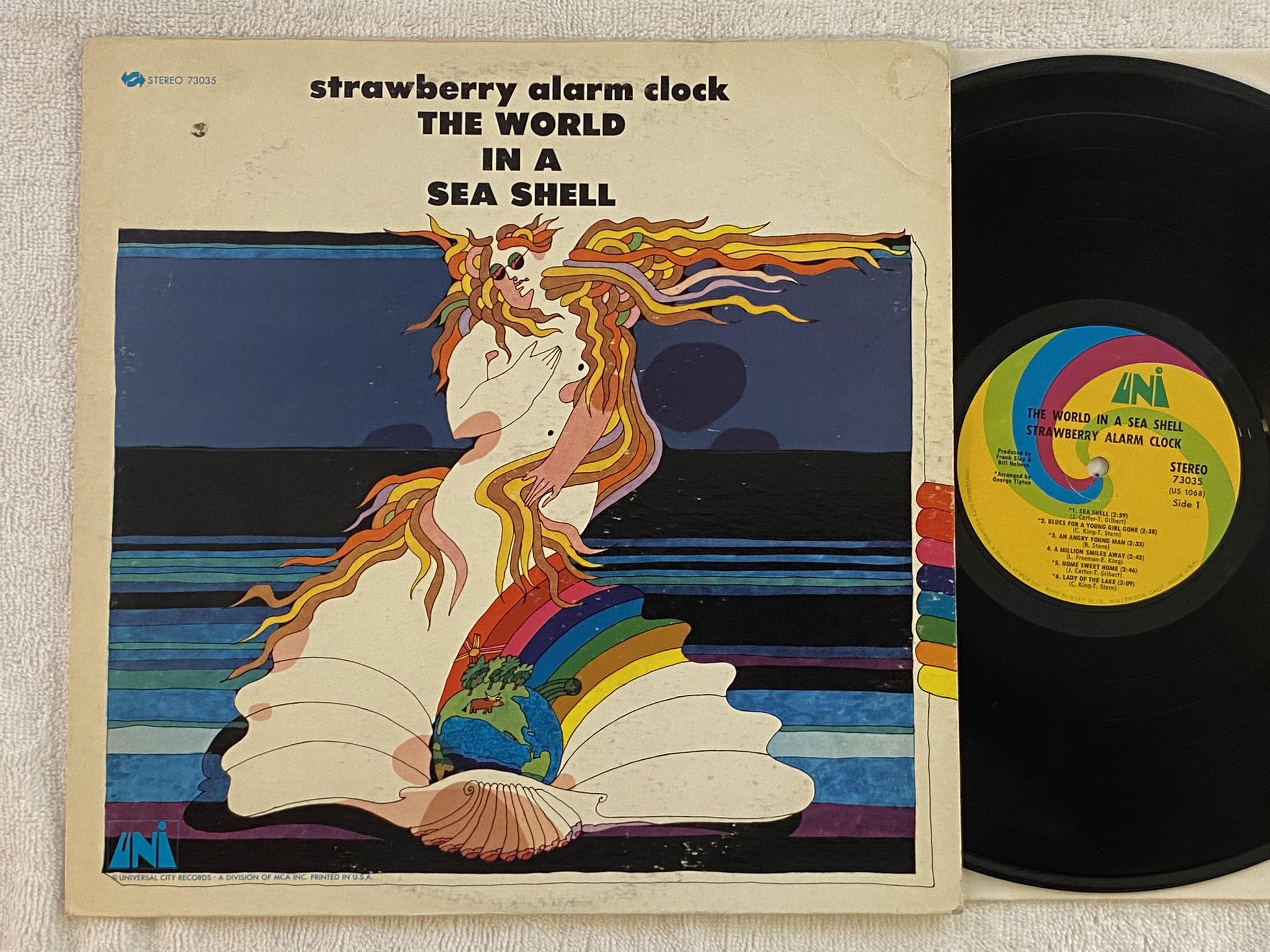 Omslagsbild för skivan STRAWBERRY ALARM CLOCK The World In A Sea Shell LP -68 US uni 73035
