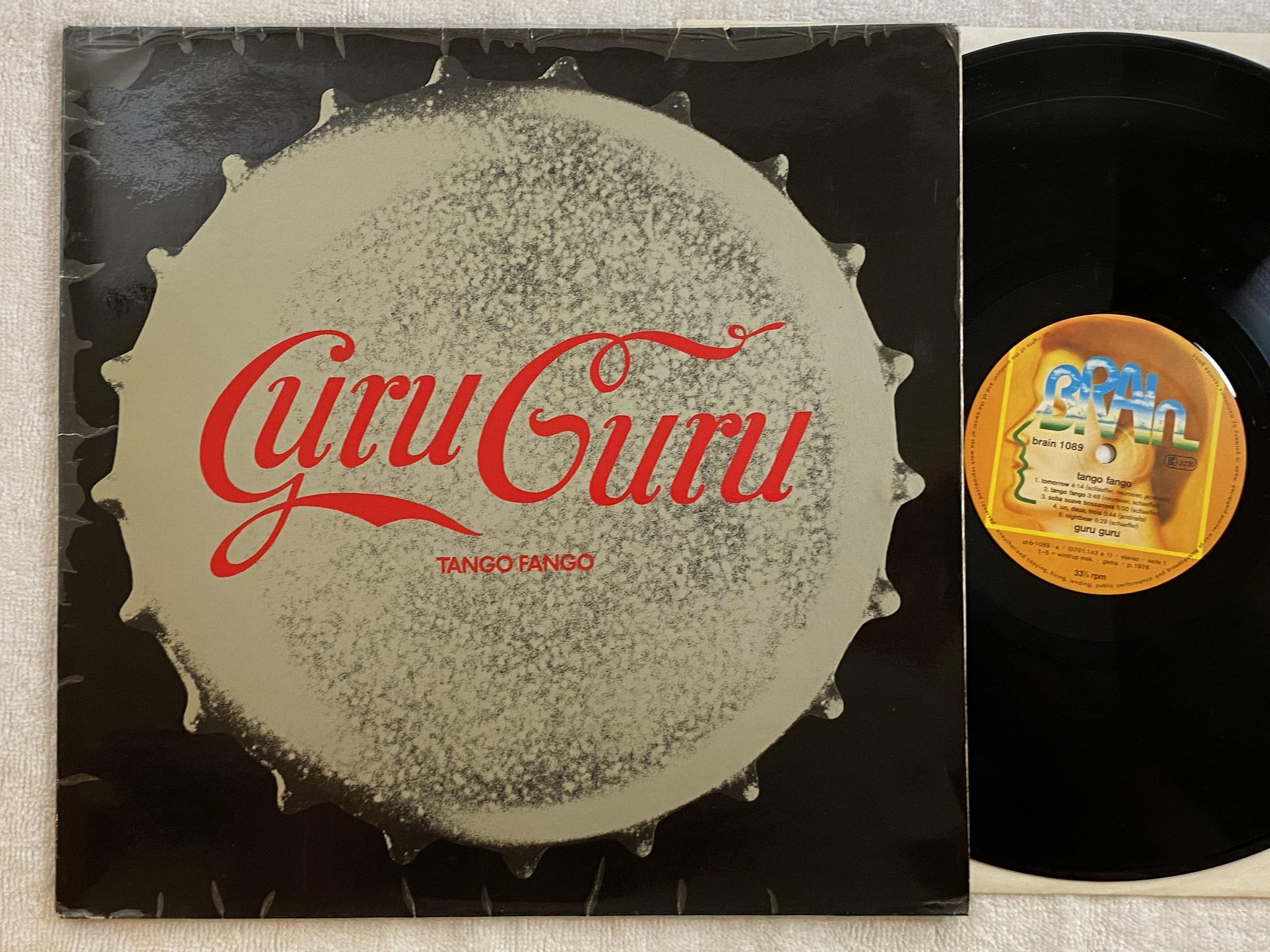 Omslagsbild för skivan GURU GURU tango fango LP -76 Ger BRAIN 1089
