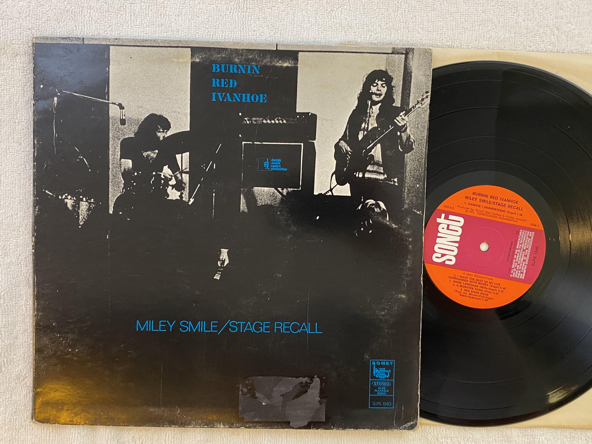 Omslagsbild för skivan BURNING RED IVANHOE Miley Smile LP -72 Den SONET SLPS 1540
