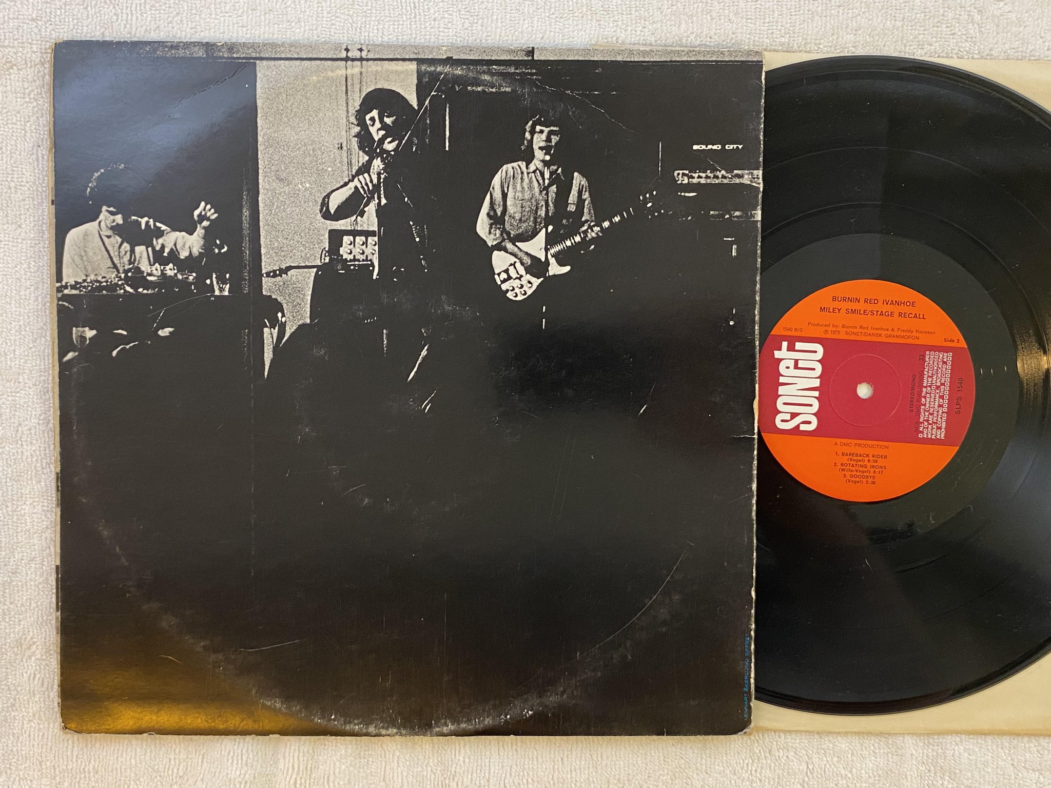 Omslagsbild för skivan BURNING RED IVANHOE Miley Smile LP -72 Den SONET SLPS 1540