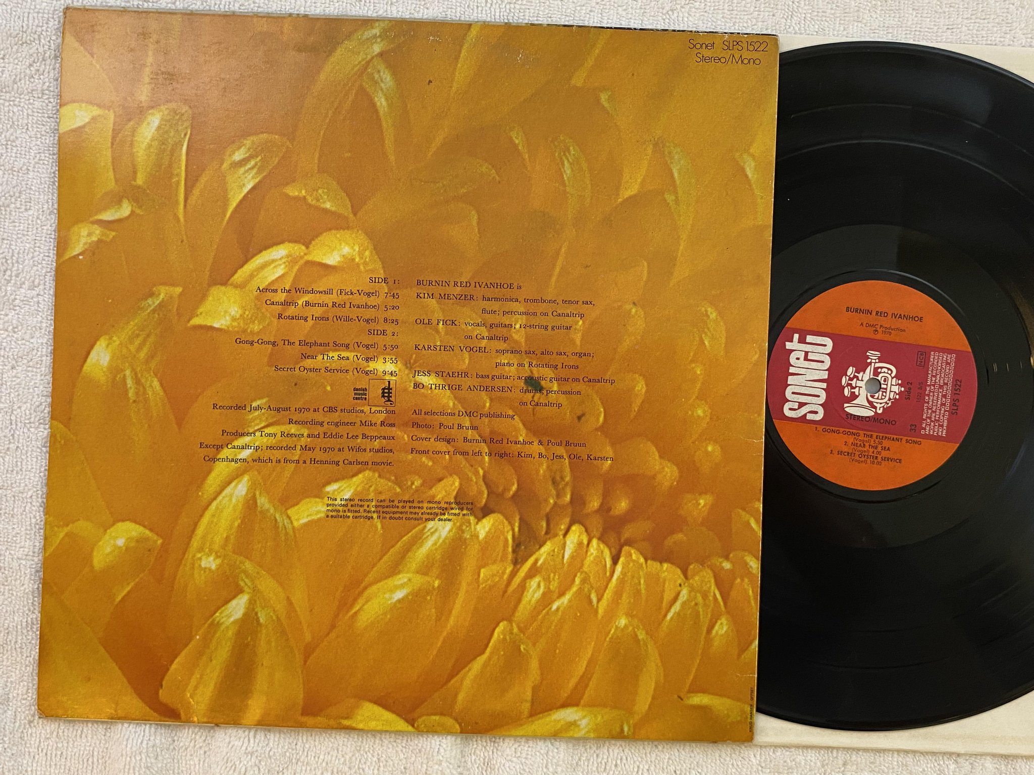 Omslagsbild för skivan BURNING RED IVANHOE s/t LP -70 Den SONET SLPS 1522