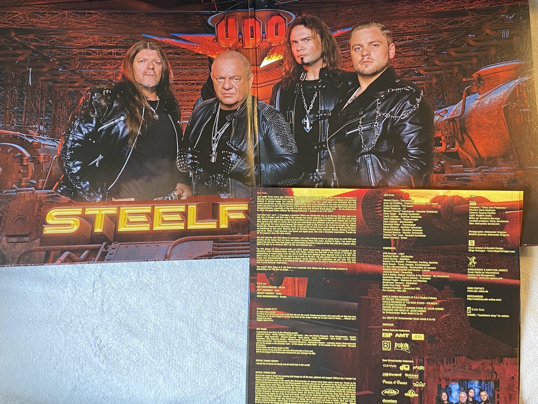 Omslagsbild för skivan U.D.O. Steelfactory 2xLP 2018 Swe AFM 613-1 *** BLUE VINYL ***