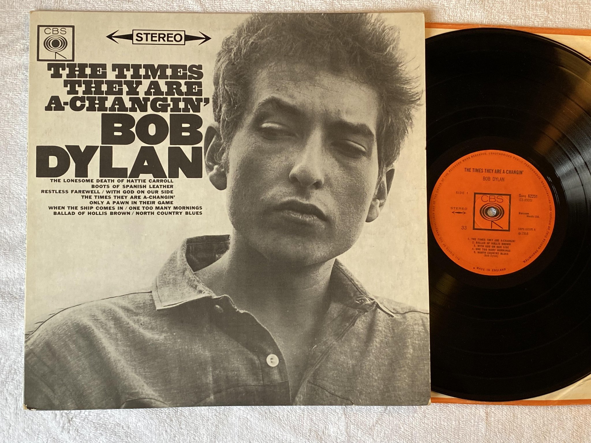 Omslagsbild för skivan BOB DYLAN The Times They Are A-Changin' LP -64 UK 1st press CBS 62251