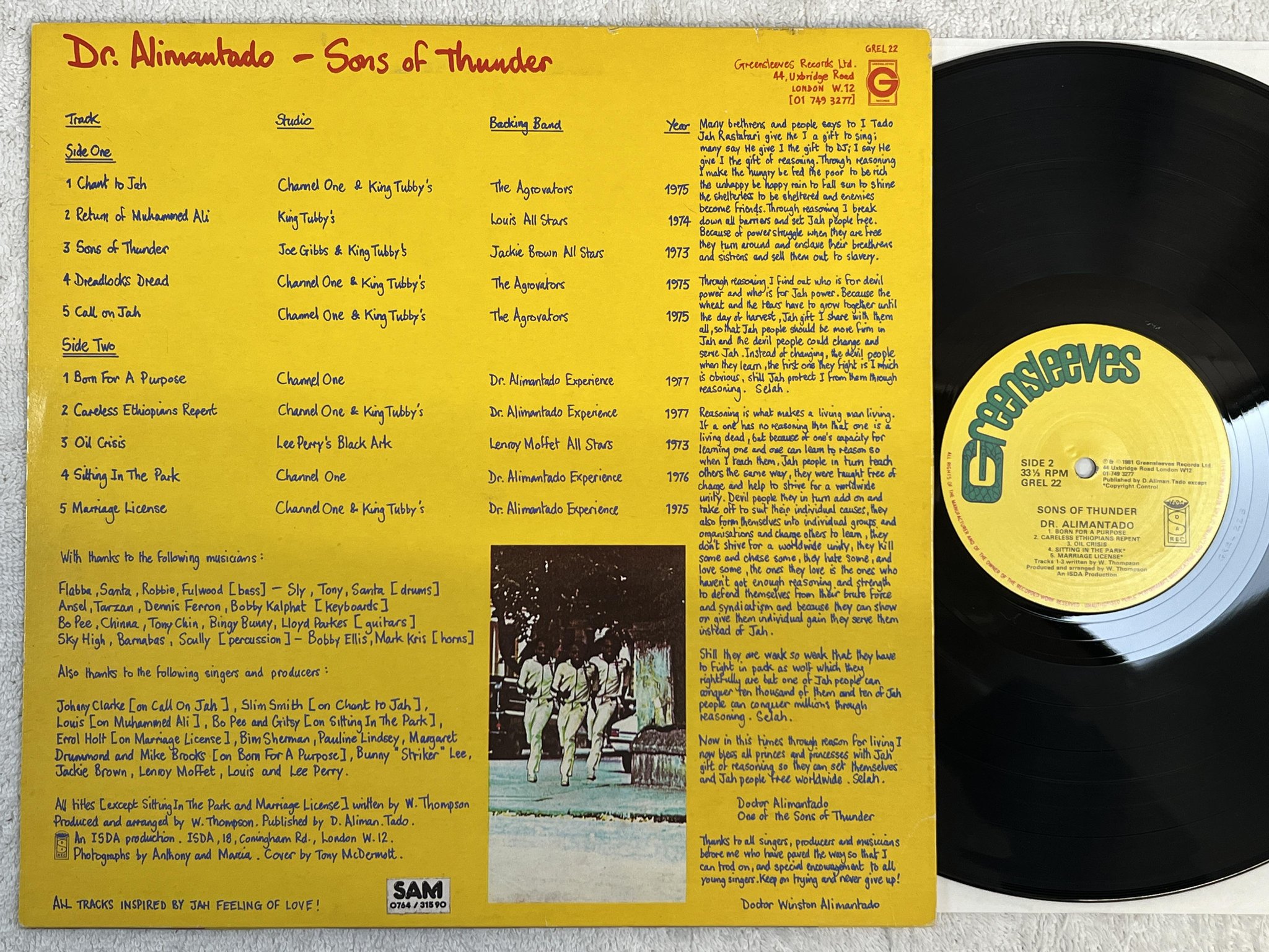Omslagsbild för skivan DR ALIMANTADO Sons Of Thunder LP -81 UK GREENSLEEVES GREL 22