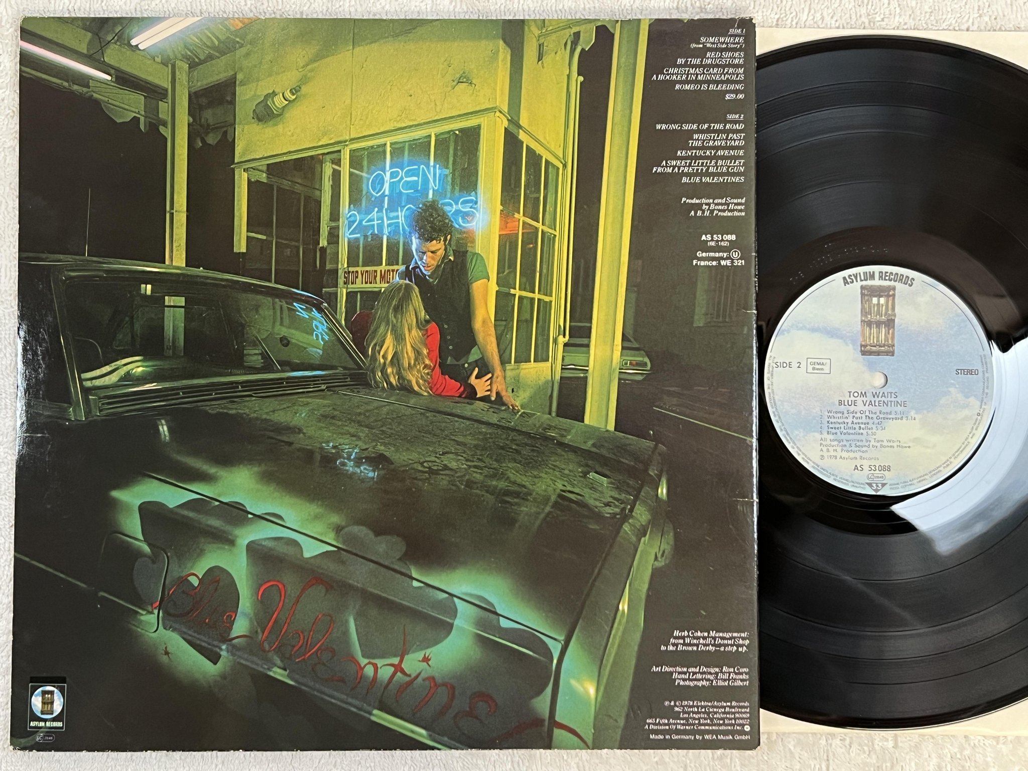 Omslagsbild för skivan TOM WAITS blue valentine LP -78 Ger ASYLUM AS 53088