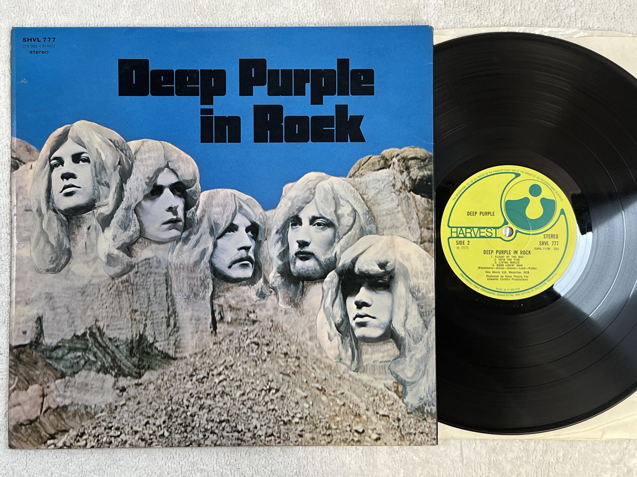 Omslagsbild för skivan DEEP PURPLE in rock LP -70 UK HARVEST SHVL 777 *** NO BOXED EMI ***
