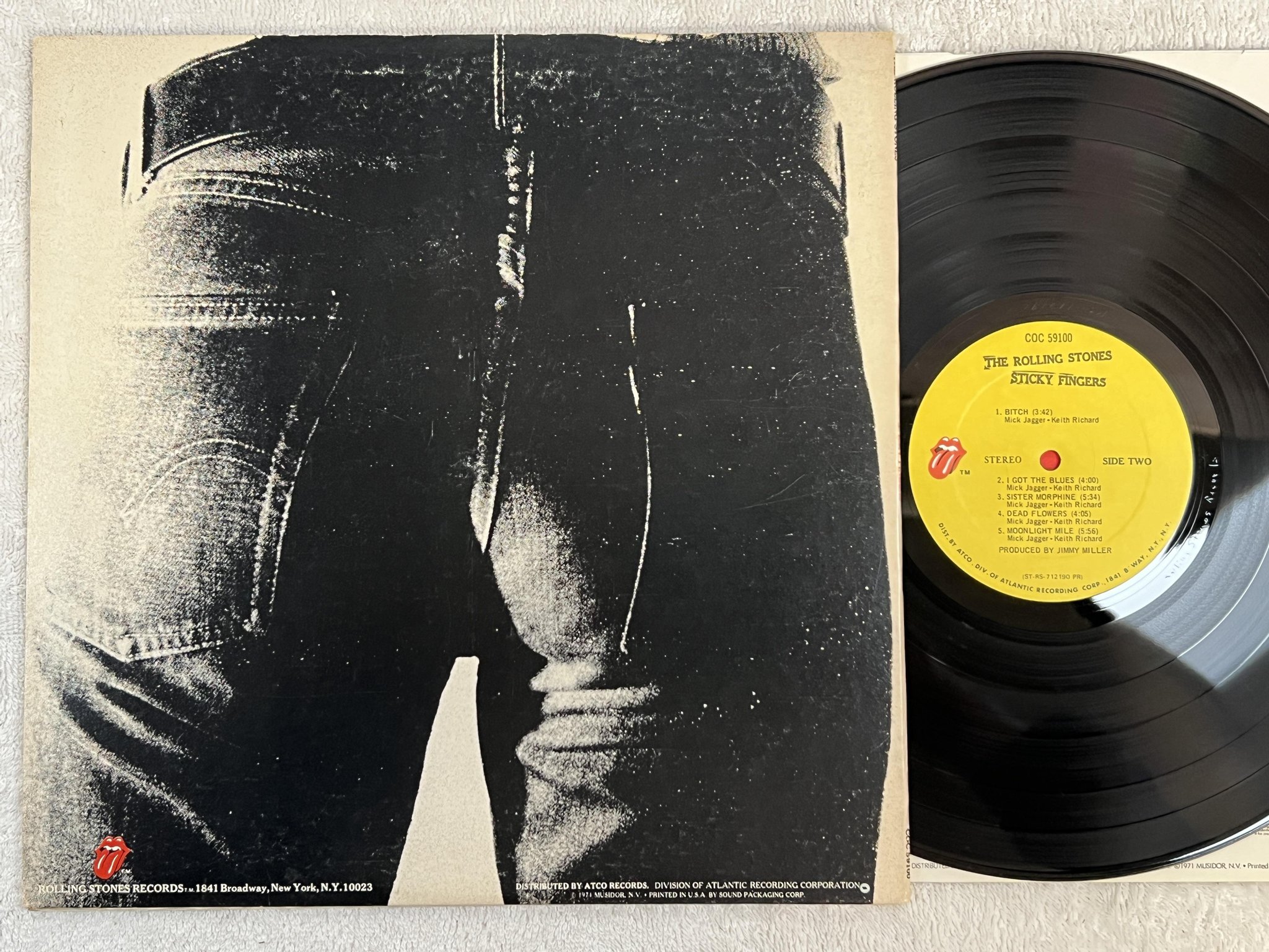 Omslagsbild för skivan THE ROLLING STONES sticky fingers LP -71 US COC 59100 *** Andy Warhol ***