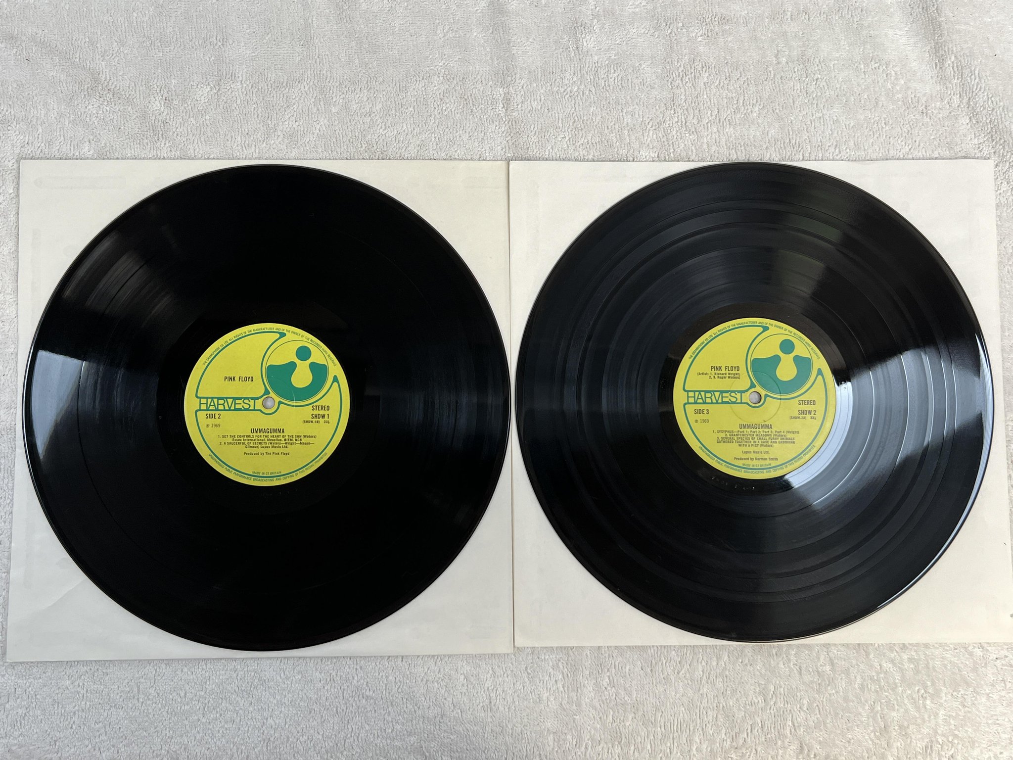 Omslagsbild för skivan PINK FLOYD ummagumma 2xLP -69 UK HARVEST SHDW 2