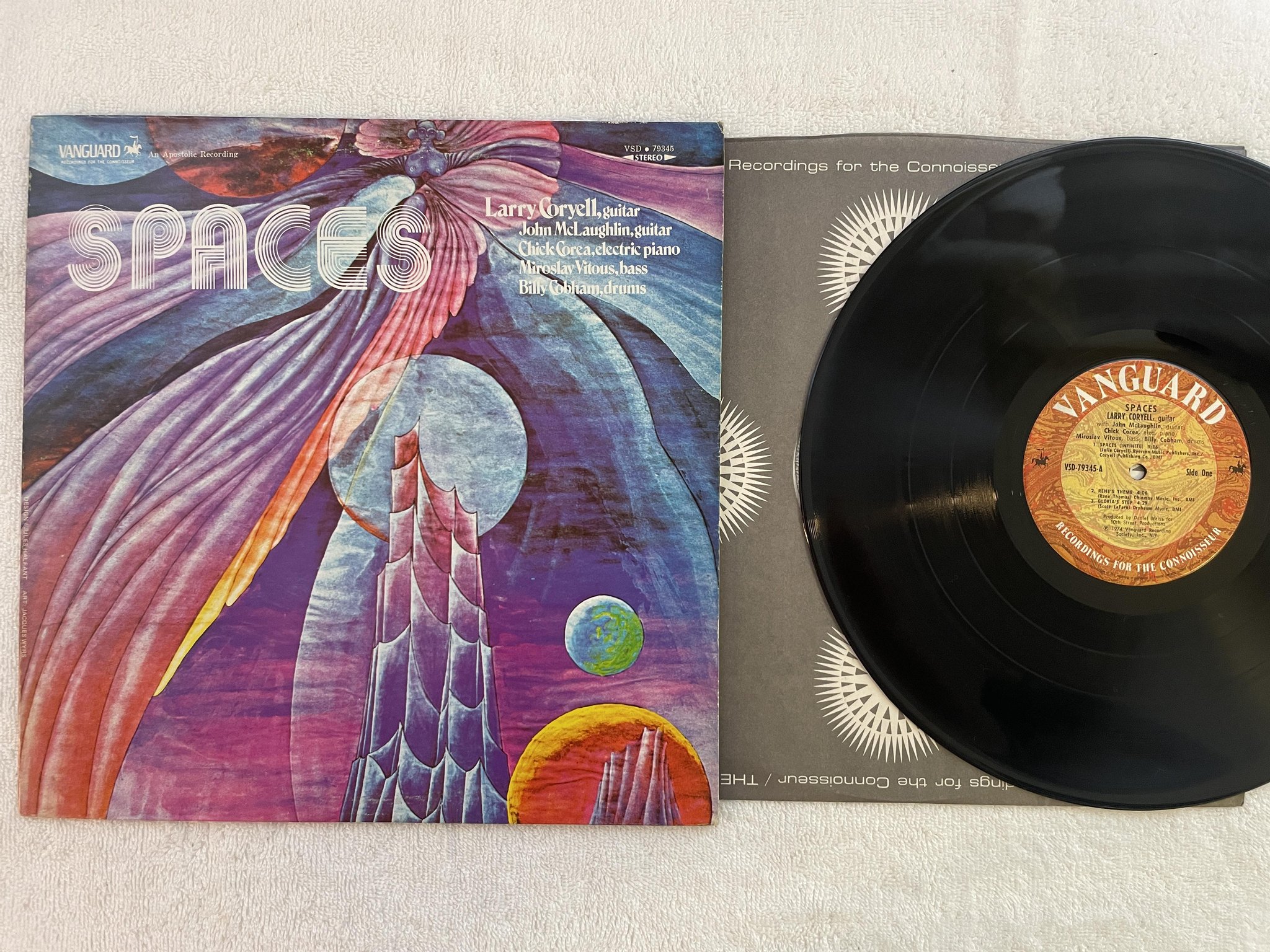 Omslagsbild för skivan LARRY CORYELL spaces LP -74 US vanguard vsd 79345