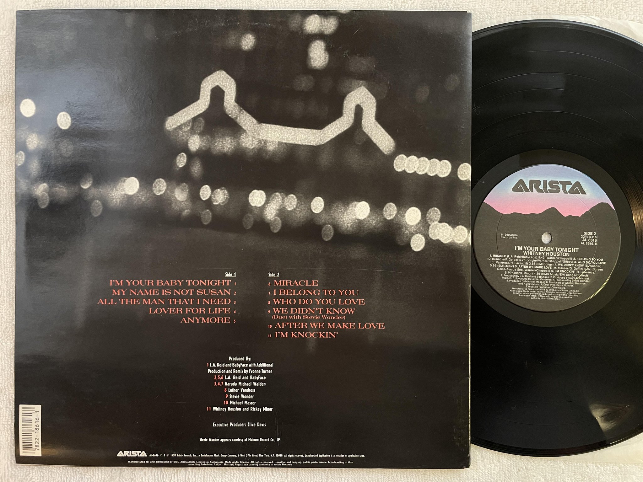 Omslagsbild för skivan WITHNEY HOUSTON I'm your baby tonight LP -90 US ARISTA AL 8616