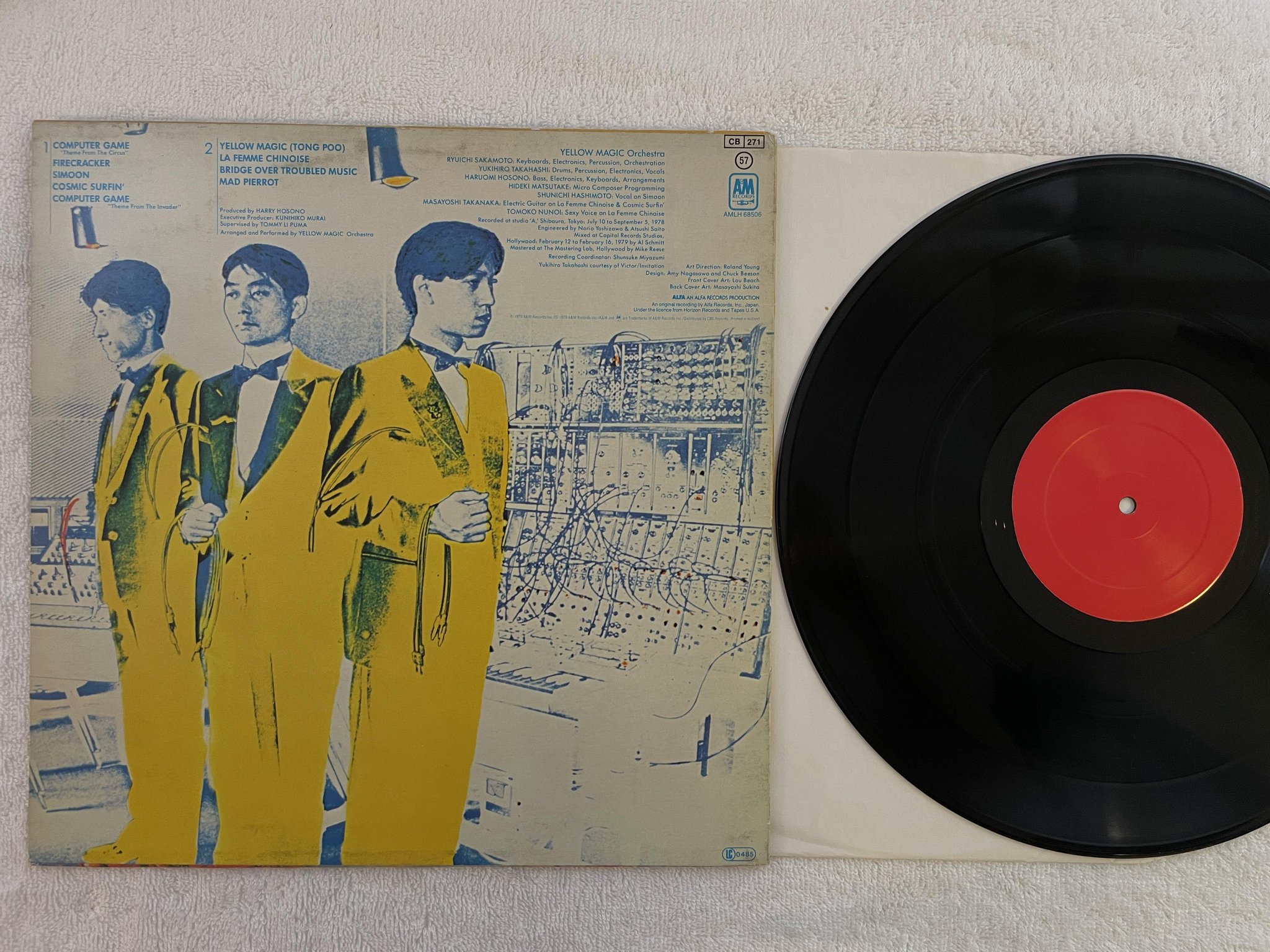 Omslagsbild för skivan YELLOW MAGIC ORCHESTRA s/t LP -79 A&M AMLH 68506