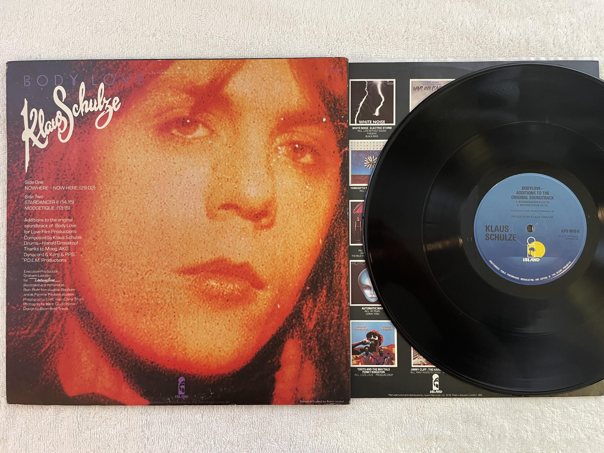 Omslagsbild för skivan KLAUS SCHULZE body ove LP -77 ISLAND ILPS 9510