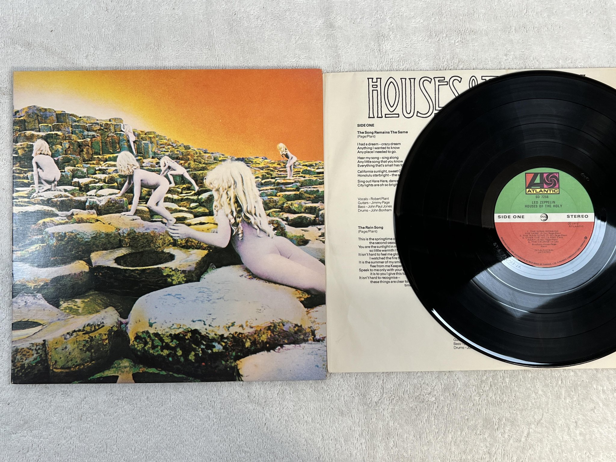 Omslagsbild för skivan LED ZEPPELIN houses of the holy LP -73 Can ATLANTIC SD 7255