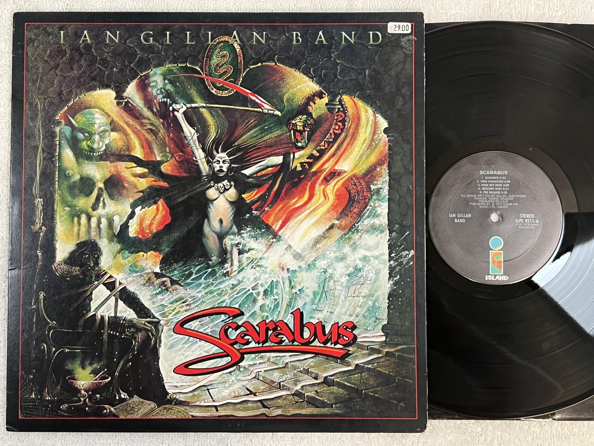 Omslagsbild för skivan IAN GILLAN BAND scarabus LP -78 US ISLAND ILPS 9511