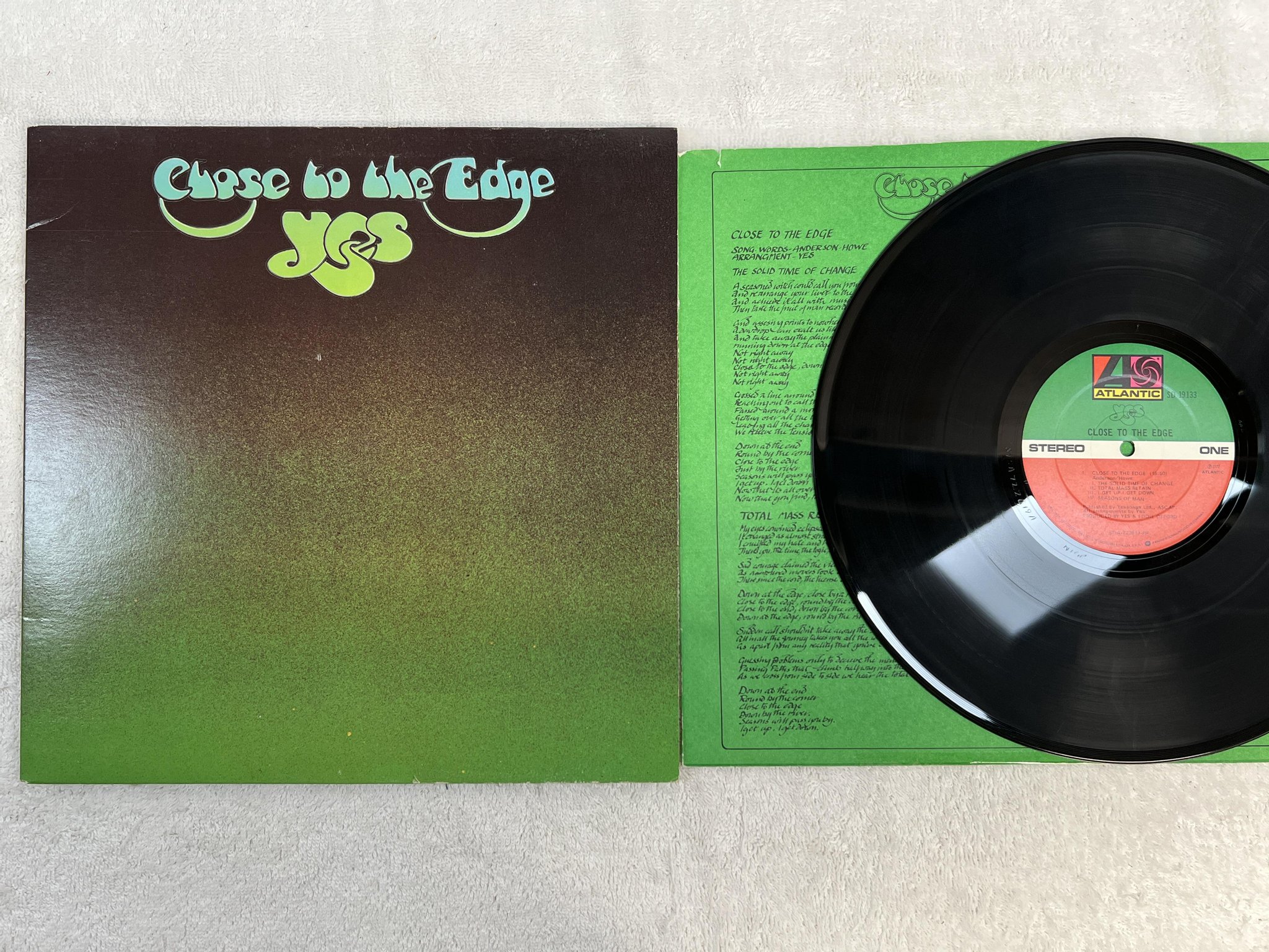 Omslagsbild för skivan YES close to the edge LP -72 US ATLANTIC SD 19133