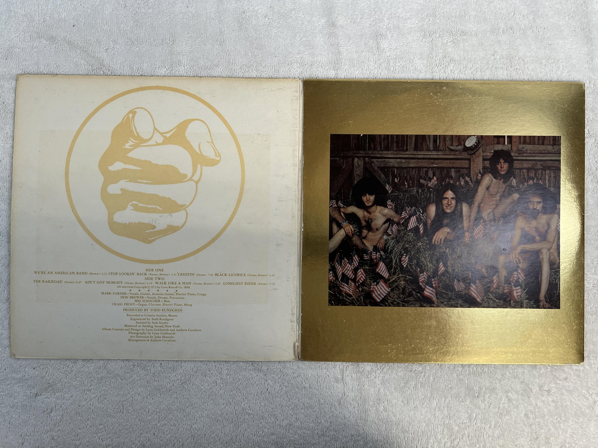 Omslagsbild för skivan GRAND FUNK we're an american band LP -73 US CAPITOL SMAS 11207