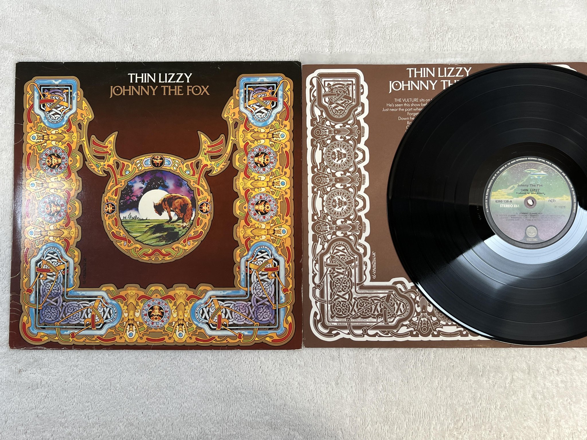 Omslagsbild för skivan THIN LIZZY Johnny the fox LP -76 ncb VERTIGO 6360138