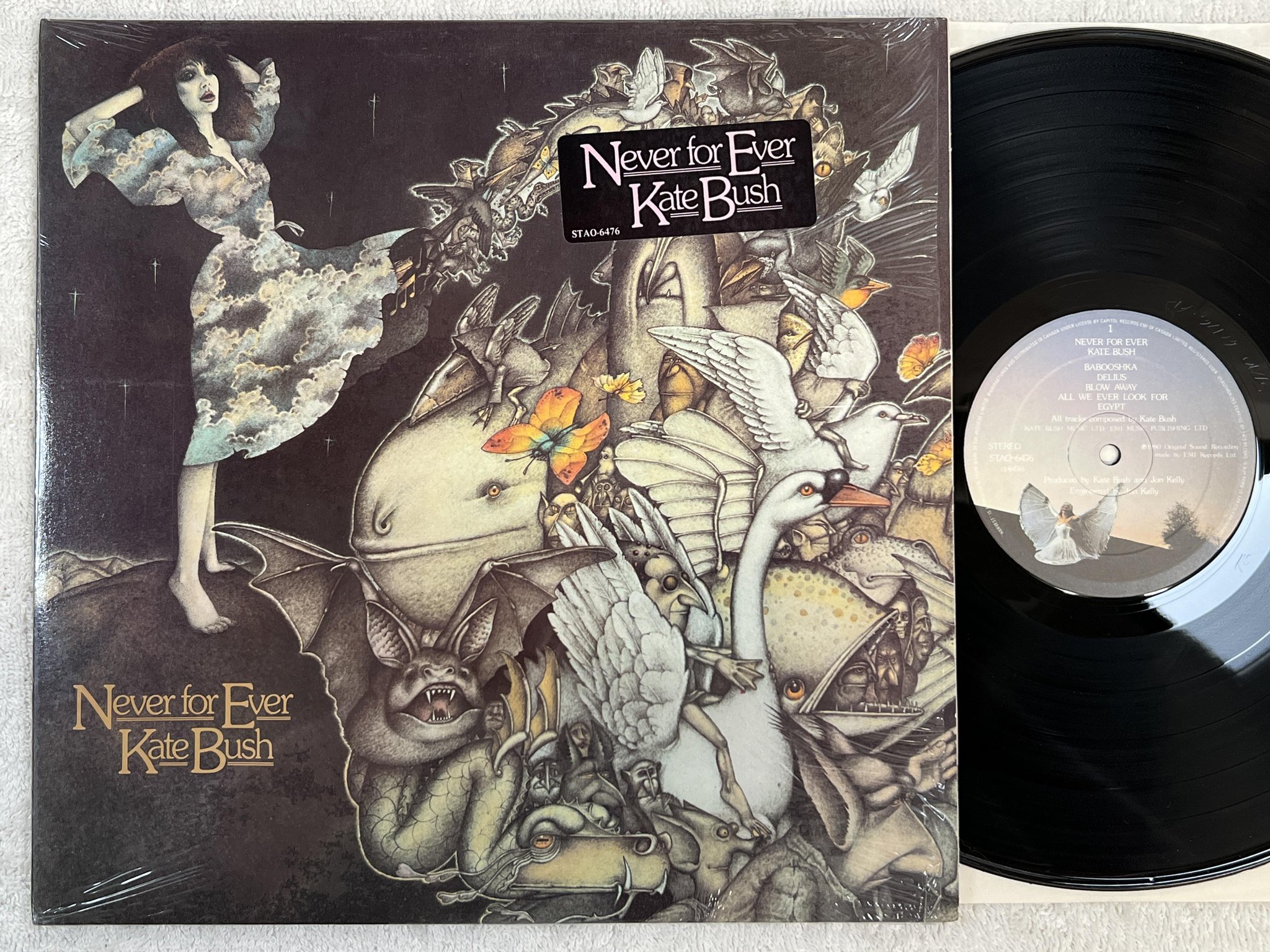 Omslagsbild för skivan KATE BUSH never for ever LP -80 EMI STAO 6476 *** Army dreamers ***