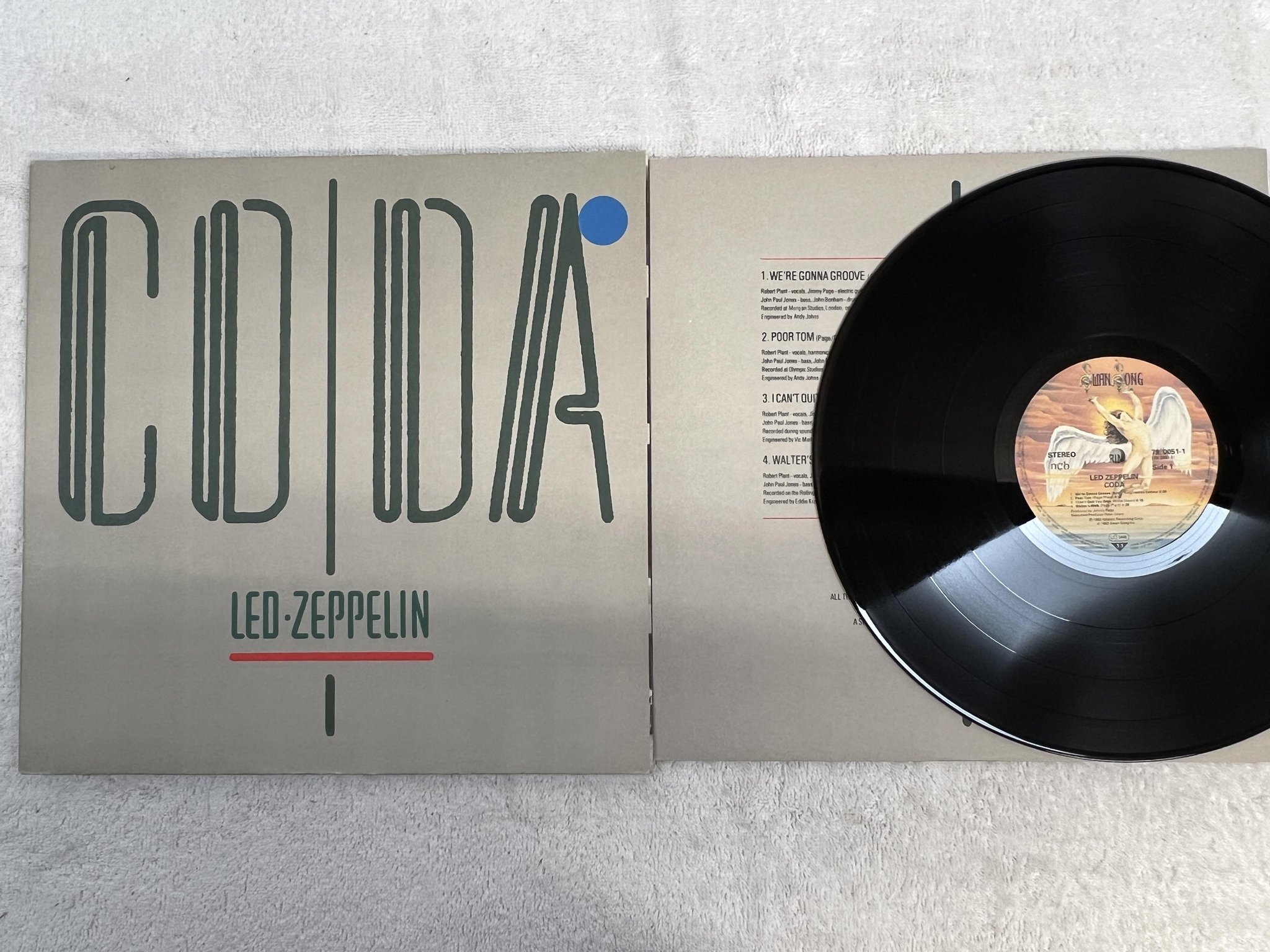 Omslagsbild för skivan LED ZEPPELIN coda LP -82 ncb SWAN SONG 7900511