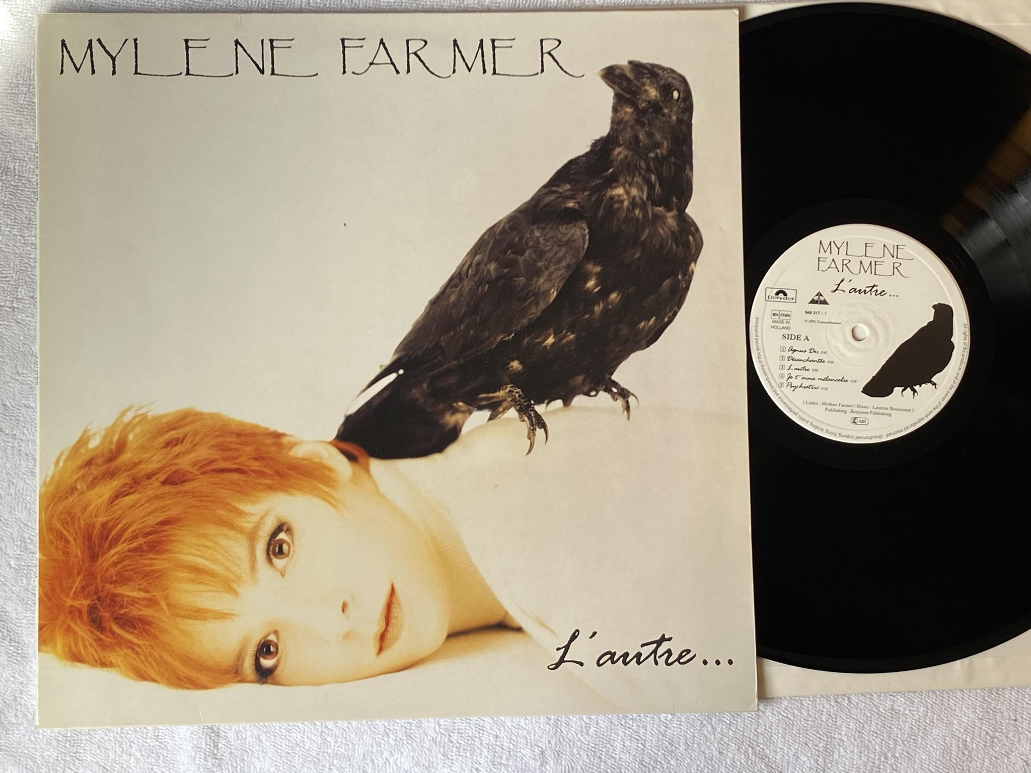 Omslagsbild för skivan MYLENE FARMER L'Autre... LP -91 Hol POLYDOR 849 217-1 *** Chanson ***