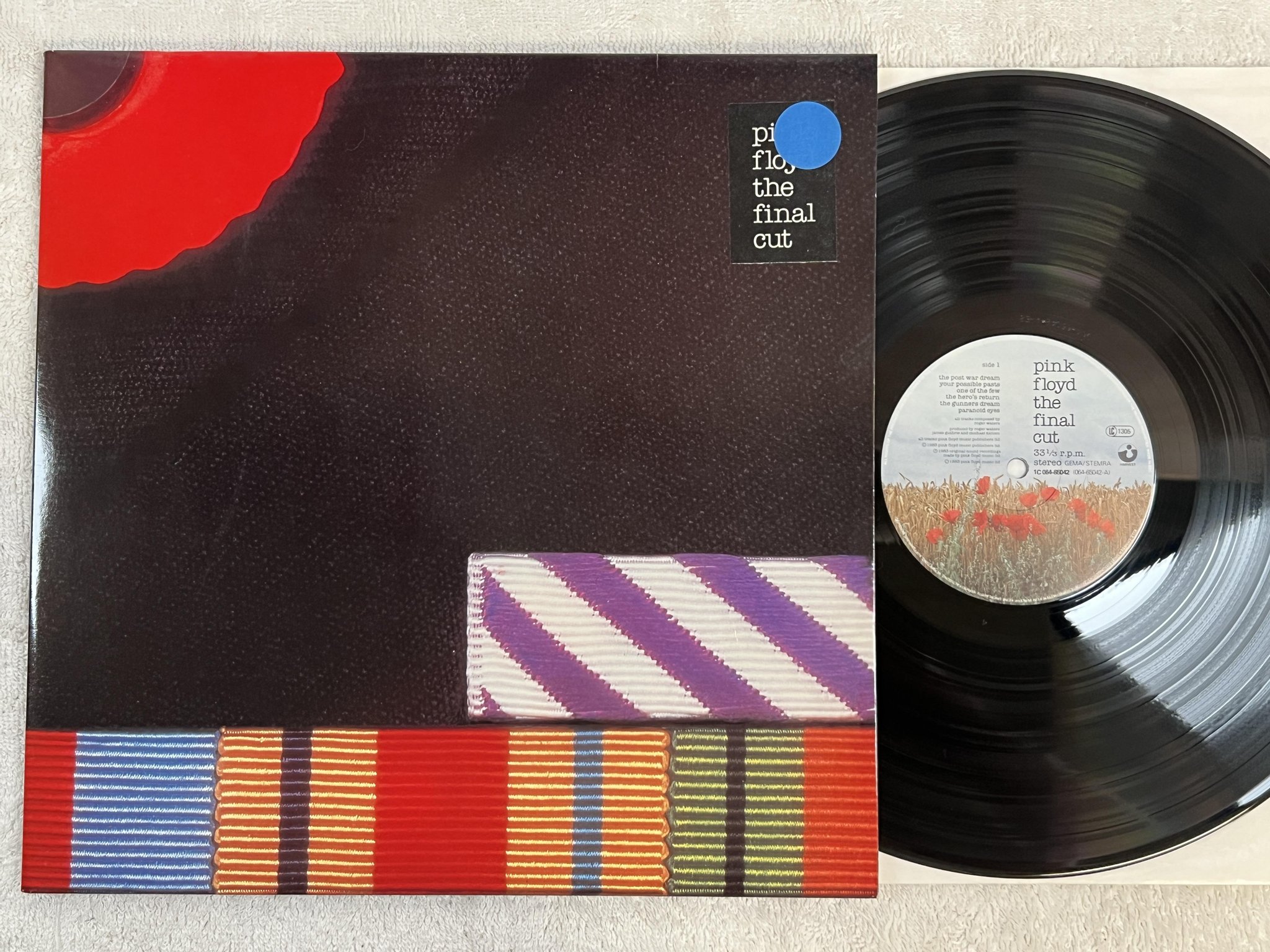 Omslagsbild för skivan PINK FLOYD the final cut LP -83 HARVEST 1C 0064-65042
