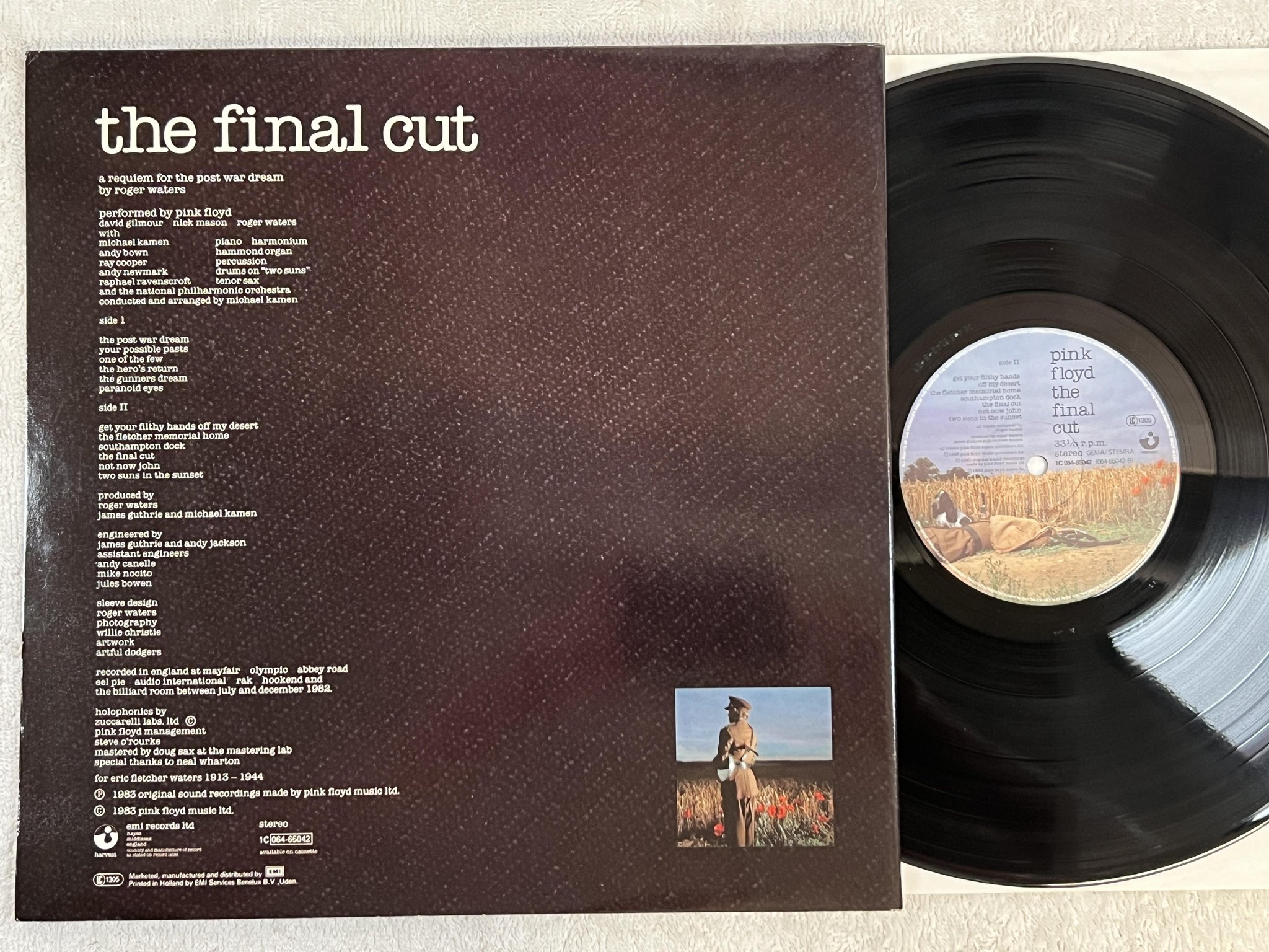 Omslagsbild för skivan PINK FLOYD the final cut LP -83 HARVEST 1C 0064-65042