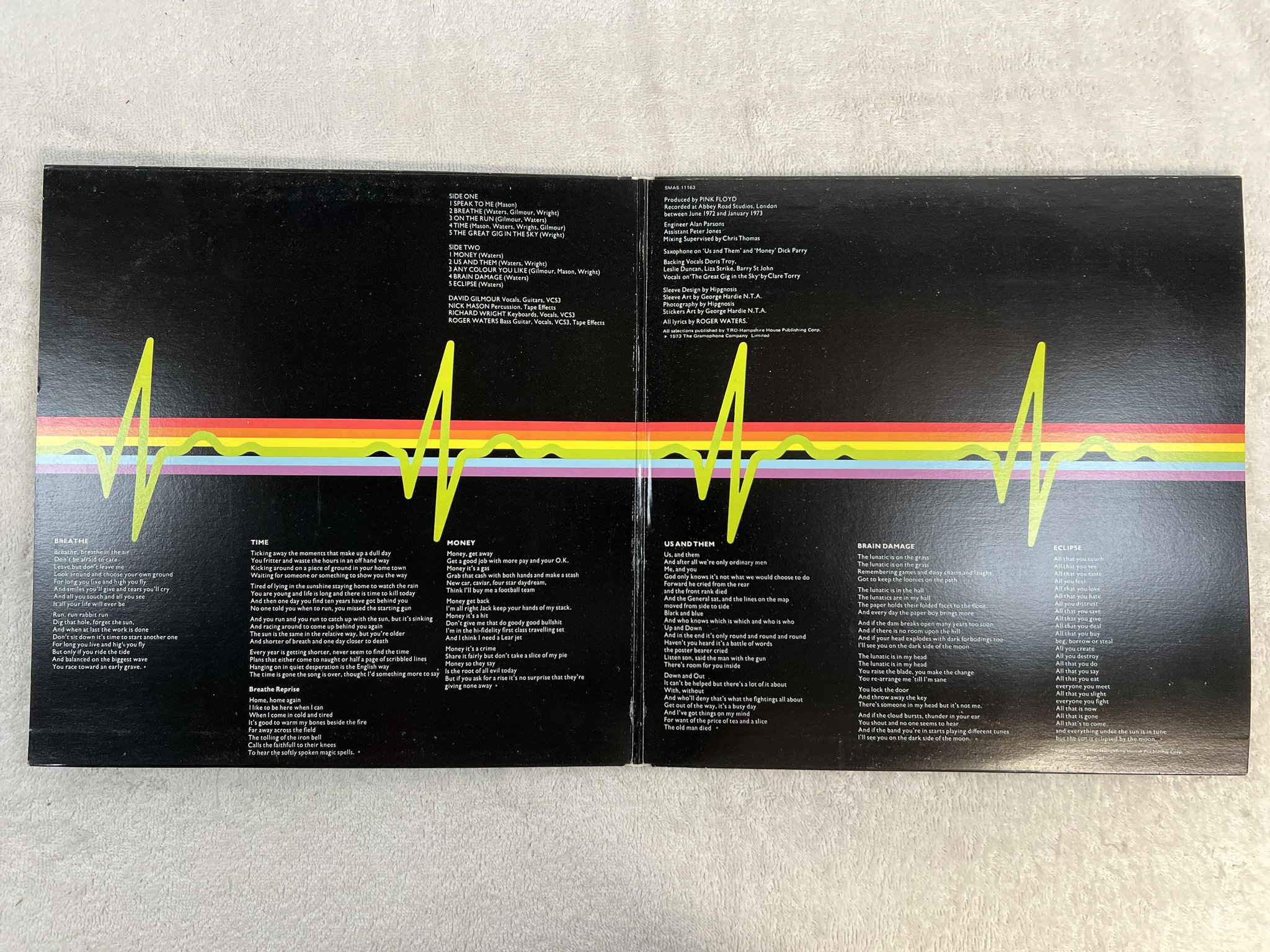 Omslagsbild för skivan PINK FLOYD dark side of the moon LP Can HARVEST SMAS 11163 *** COMPLETE ***