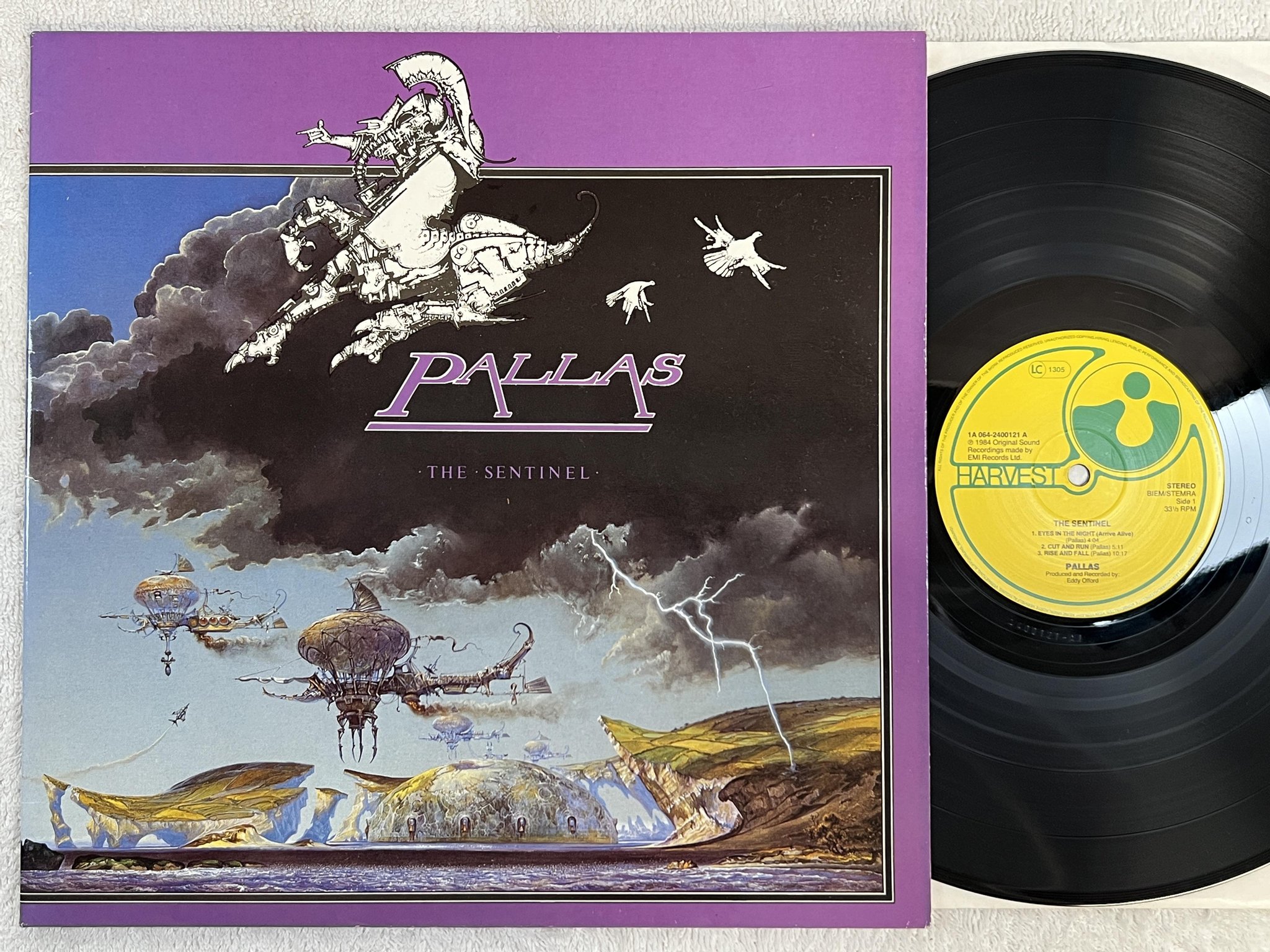 Omslagsbild för skivan PALLAS the sentinel LP -84 Hol HARVEST 1A 064-2400121