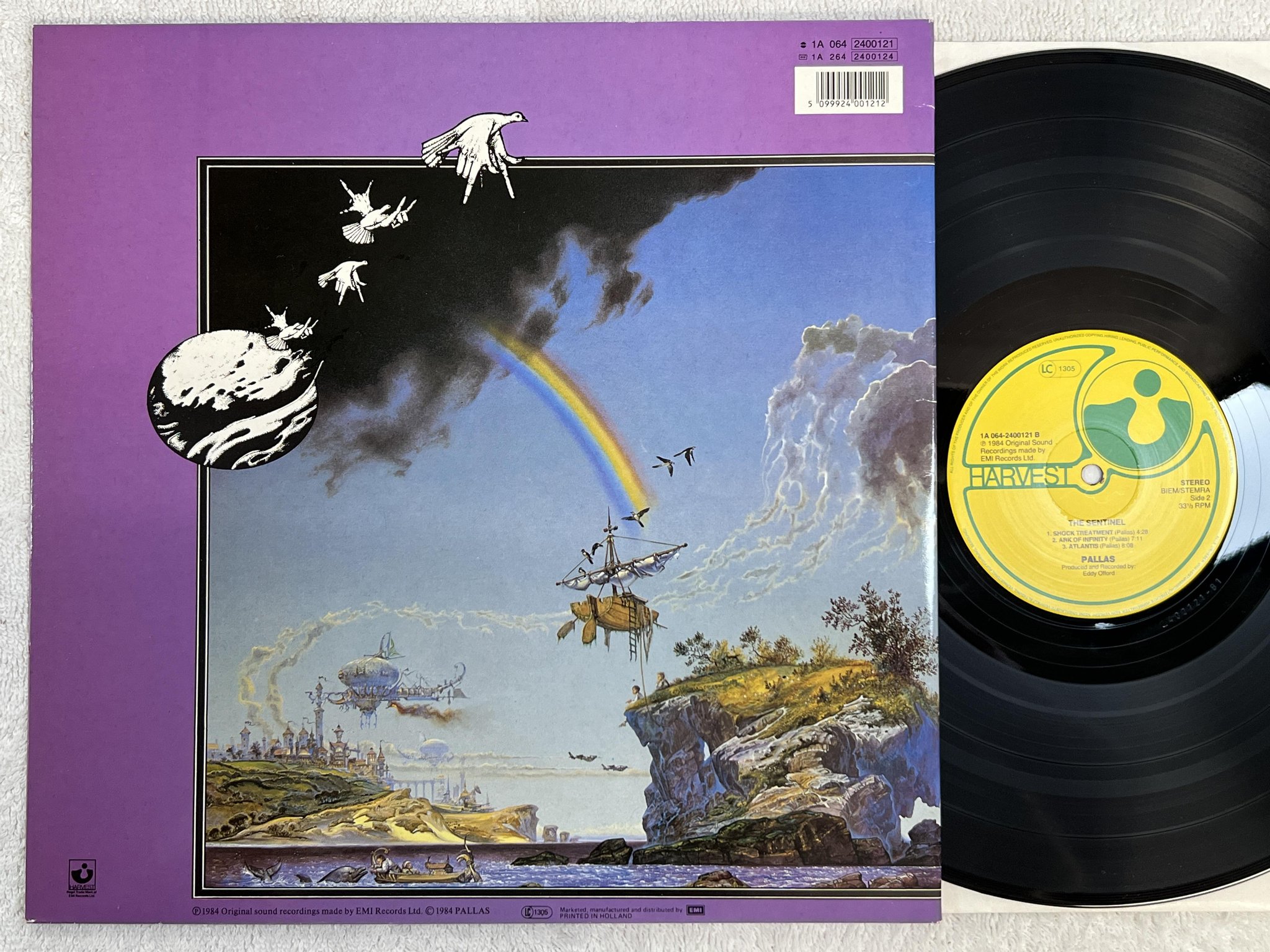 Omslagsbild för skivan PALLAS the sentinel LP -84 Hol HARVEST 1A 064-2400121