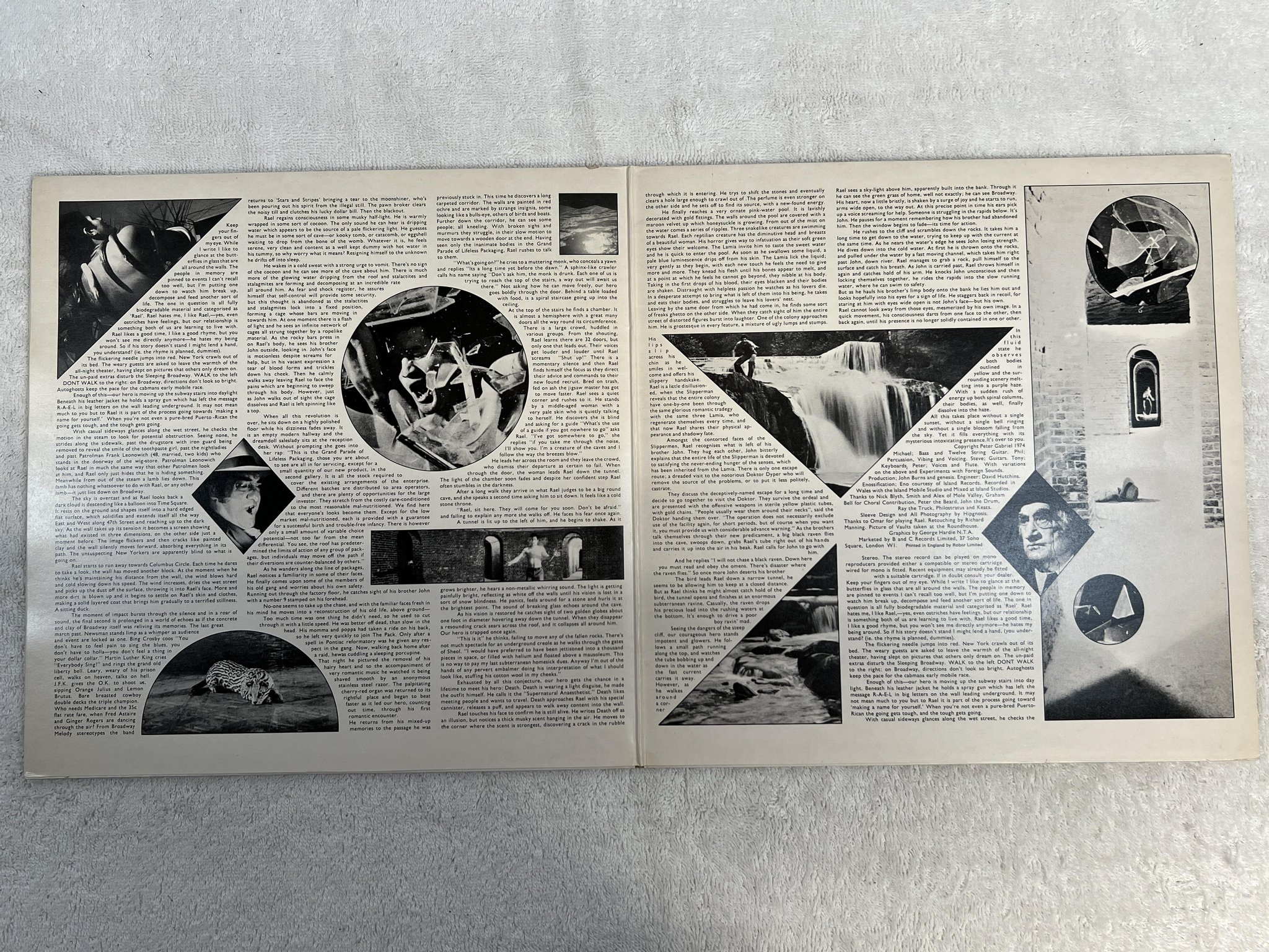 Omslagsbild för skivan GENESIS the lamb lies down on Broadway 2xLP -74 Can CHARISMA CG 1/2