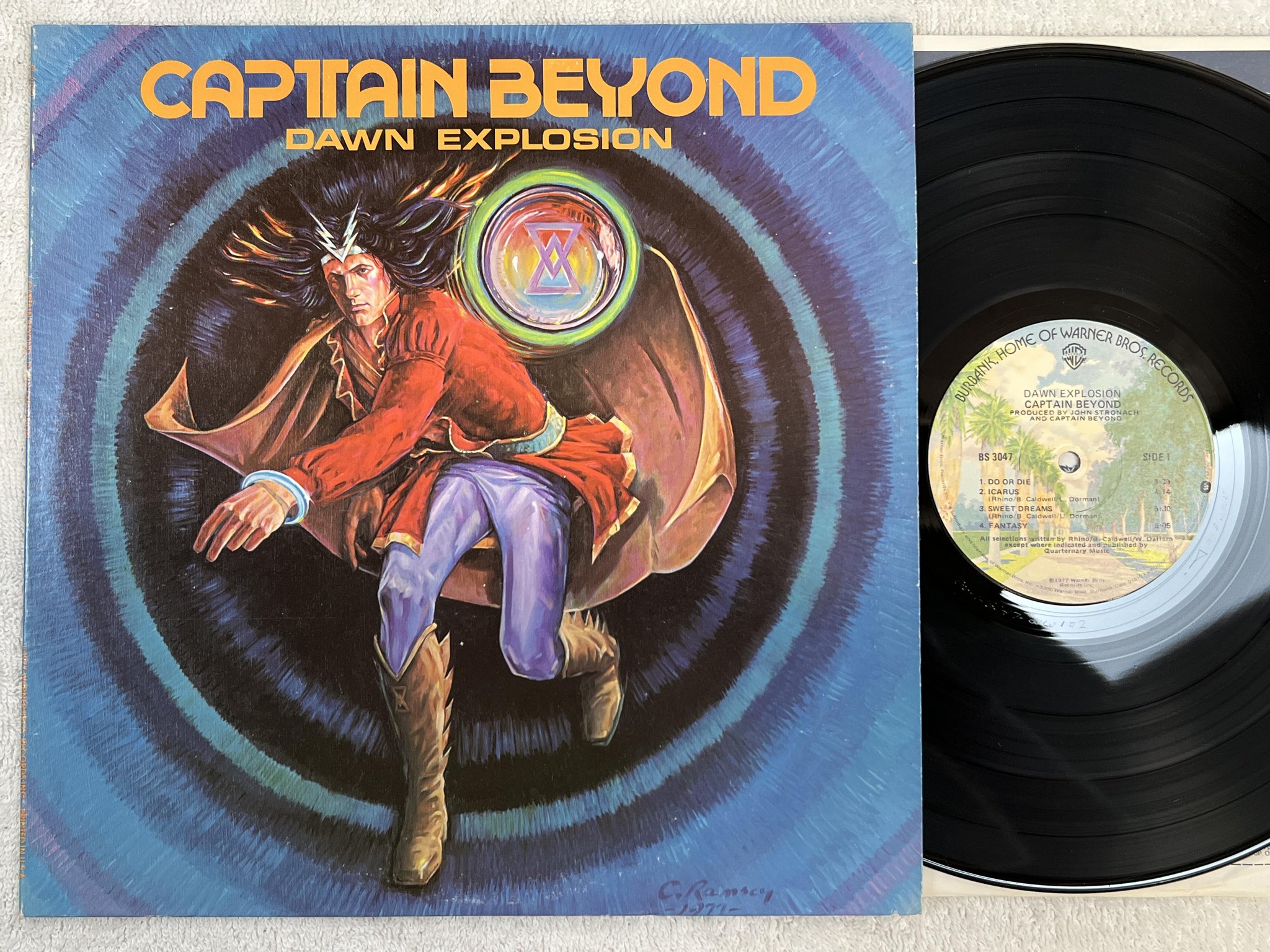 Omslagsbild för skivan CAPTAIN BEYOND dawn explosion LP -77 US WARNER BS 3047