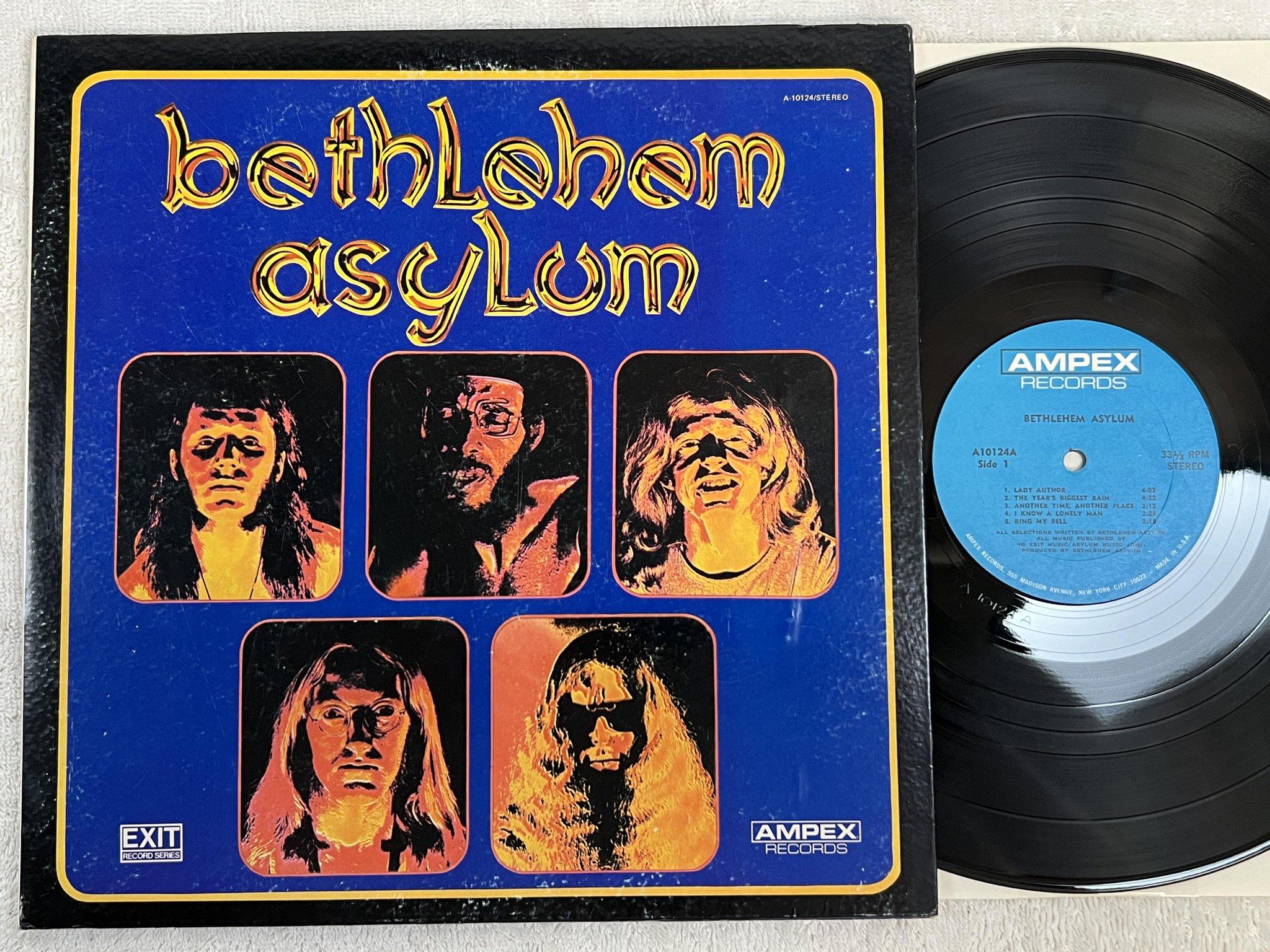 Omslagsbild för skivan BETHLEHEM ASYLUM s/t LP US AMPEX 10124