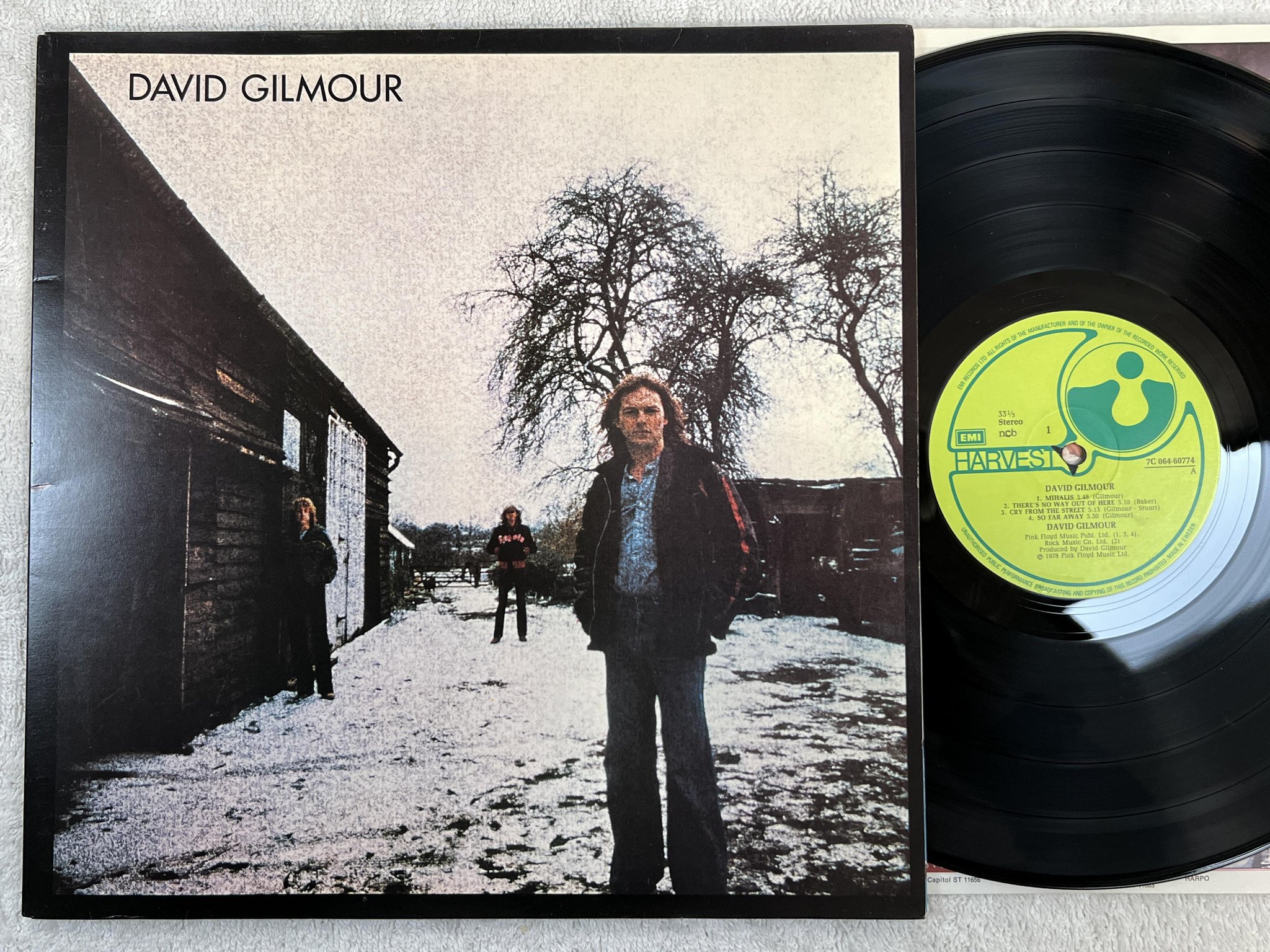 Omslagsbild för skivan DAVID GILMOUR s/t LP -78 ncb HARVEST 7C 064-60774