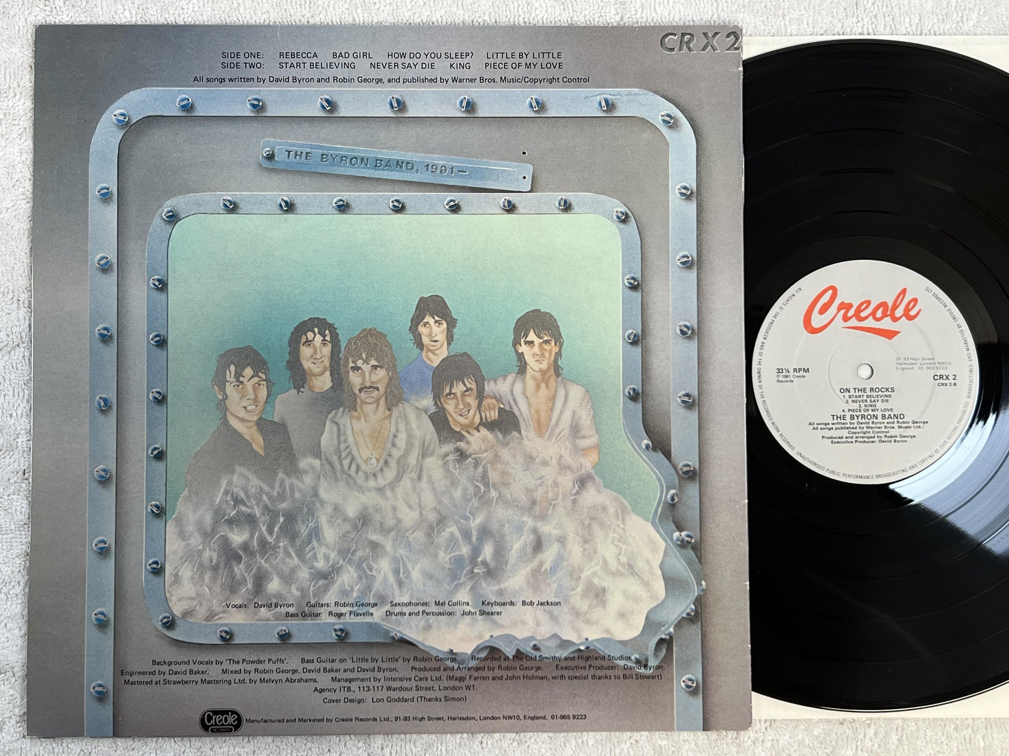 Omslagsbild för skivan THE BYRON BAND on the rocks LP -81 UK CREOLE CRX 2