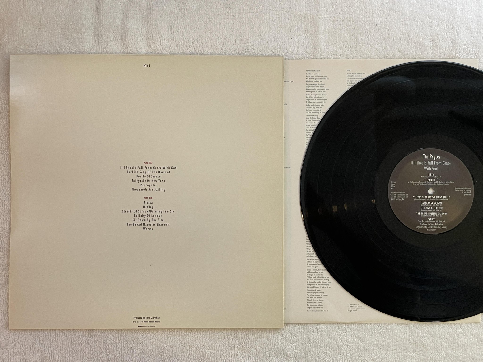 Omslagsbild för skivan THE POGUES If I Should Fall From Grace With God LP -88 ncb POGUE MAHONE NYR 1