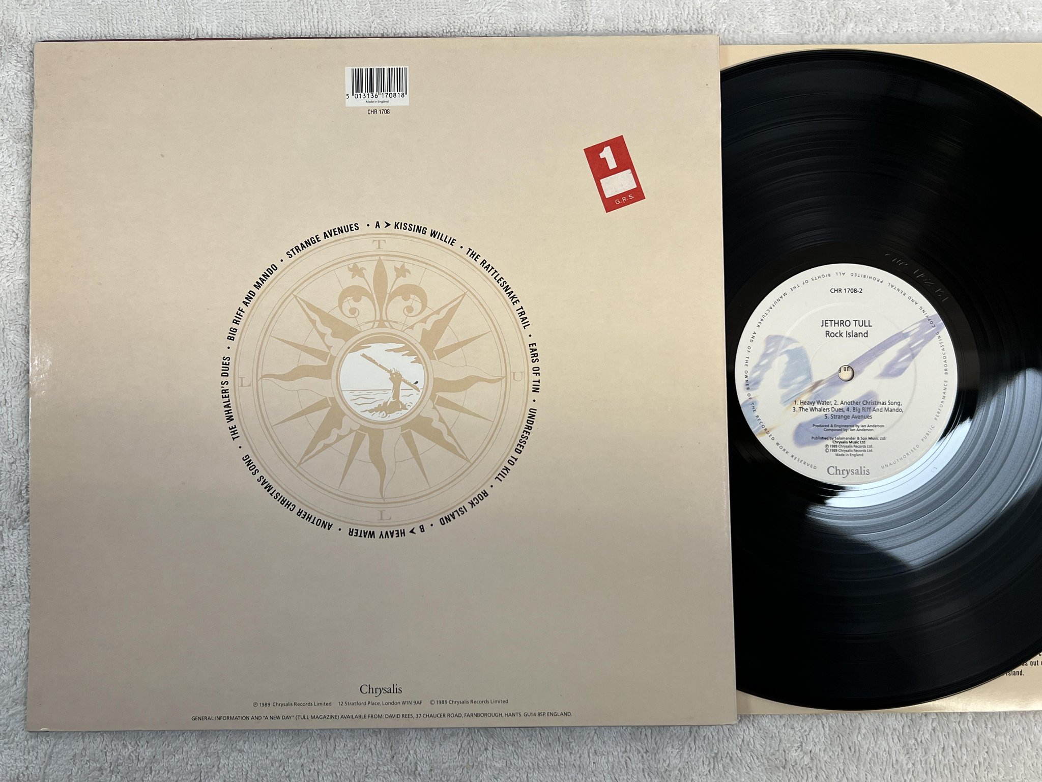 Omslagsbild för skivan JETHRO TULL rock island LP -89 UK CHRYSALIS CHR 1708-2