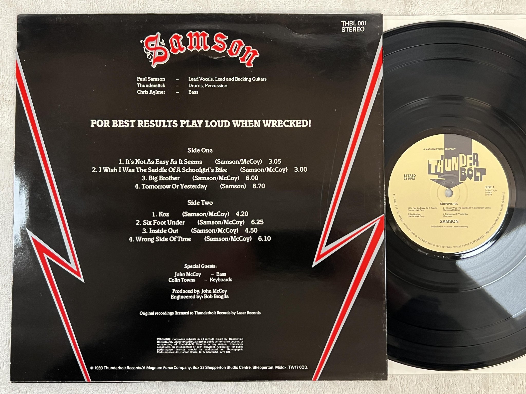 Omslagsbild för skivan SAMSON survivors LP re UK THUNDERBOLT THBL 001