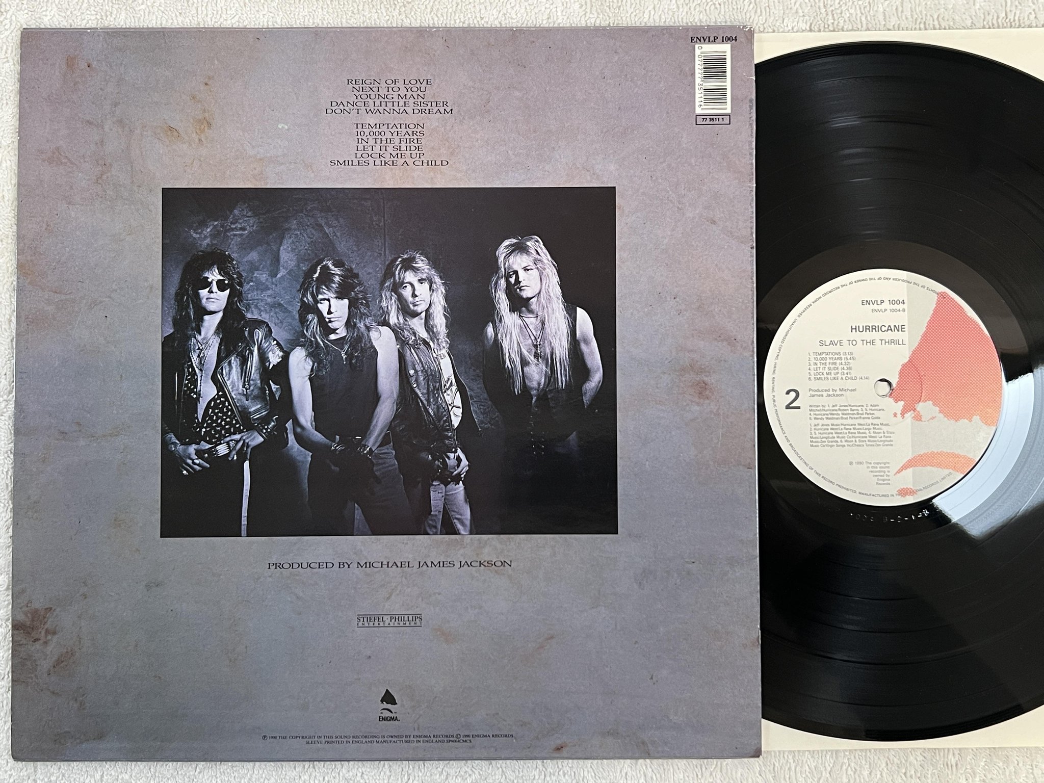 Omslagsbild för skivan HURRICANE slave to the thrill LP -90 UK ENIGMA ENVLP 1004