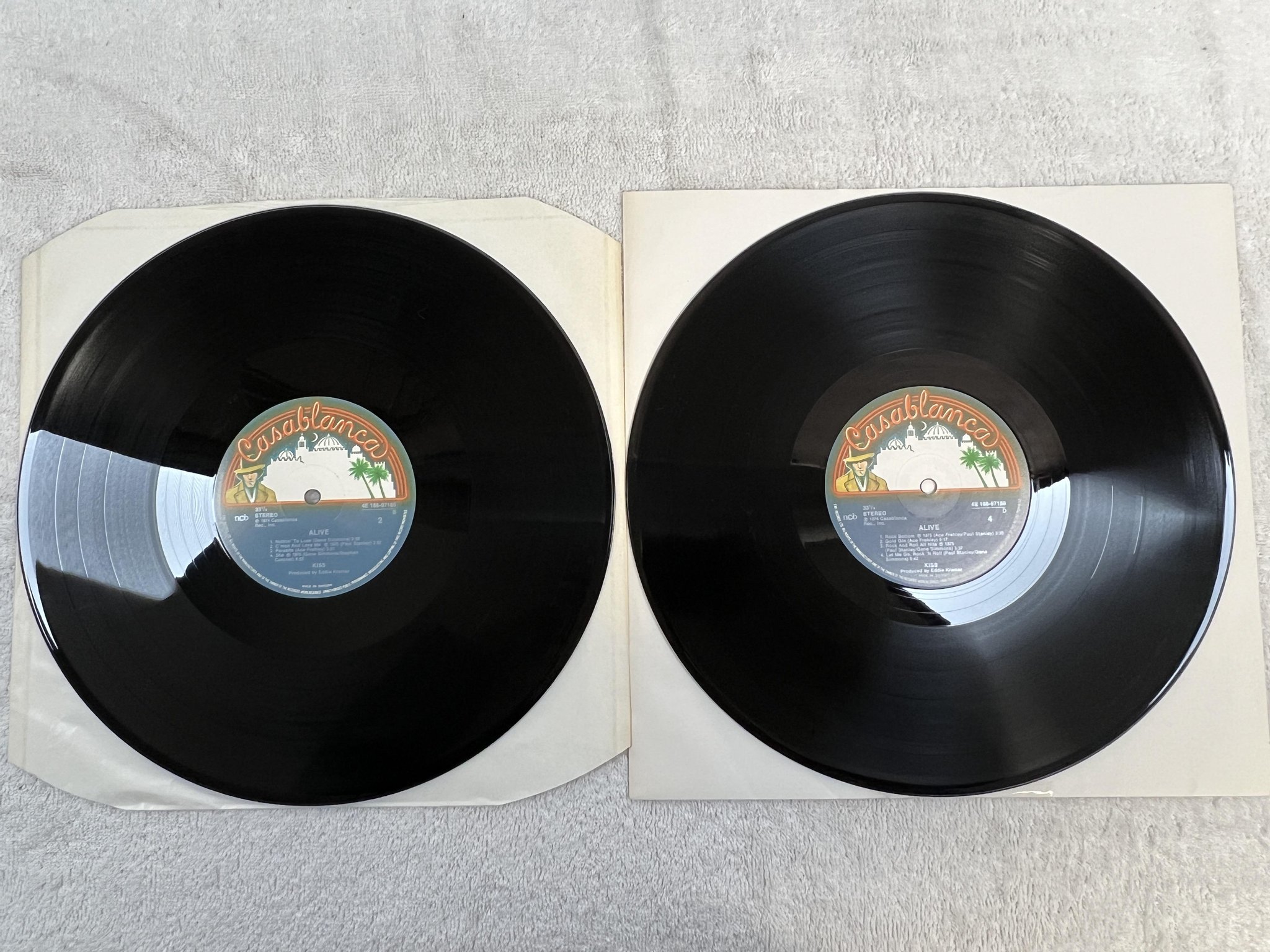 Omslagsbild för skivan KISS alive 2xLP ncb CASABLANCA 4E 188-97185