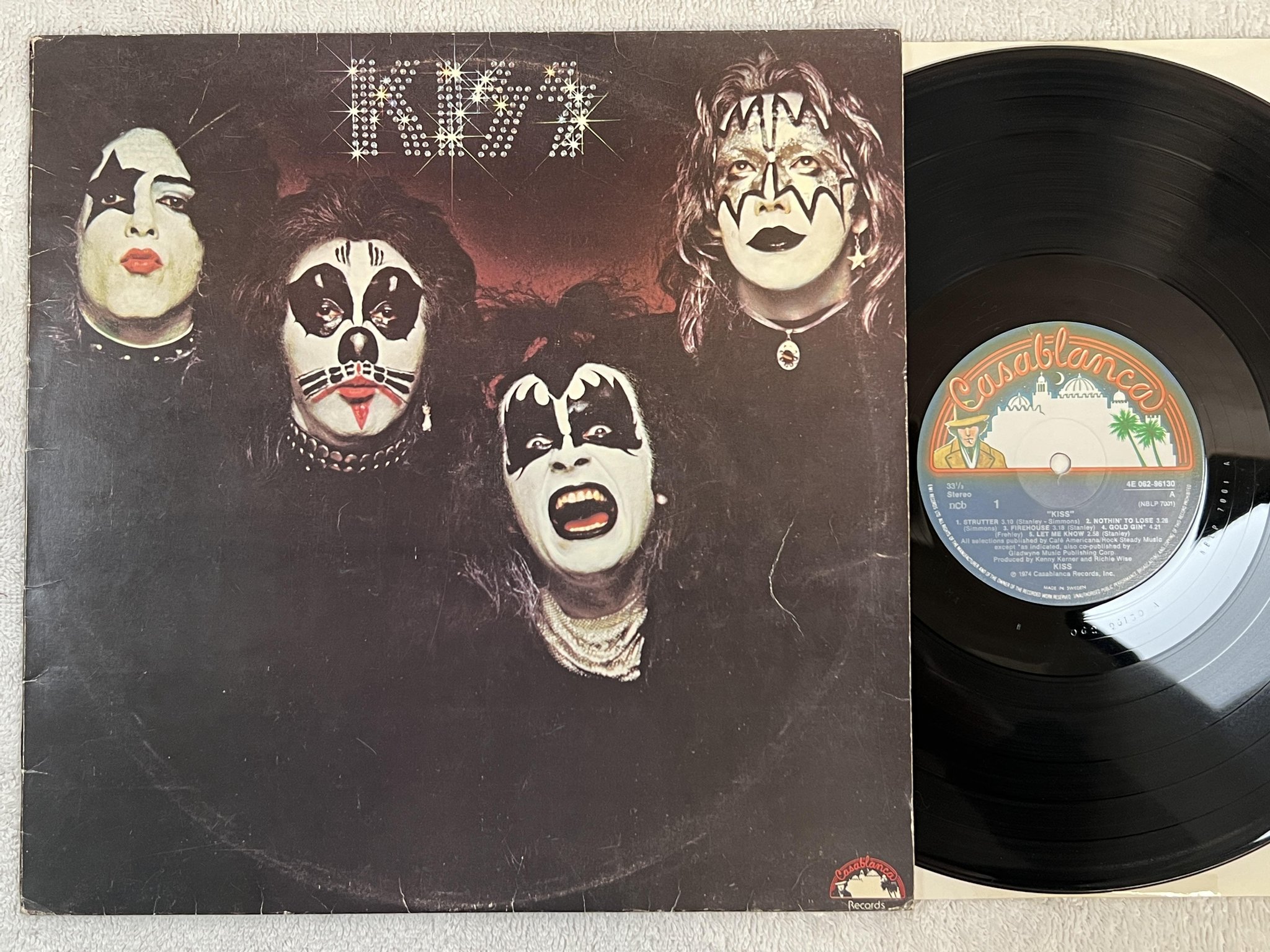 Omslagsbild för skivan KISS s/t LP -74 Swe CASABLANCA 4E 062-96130