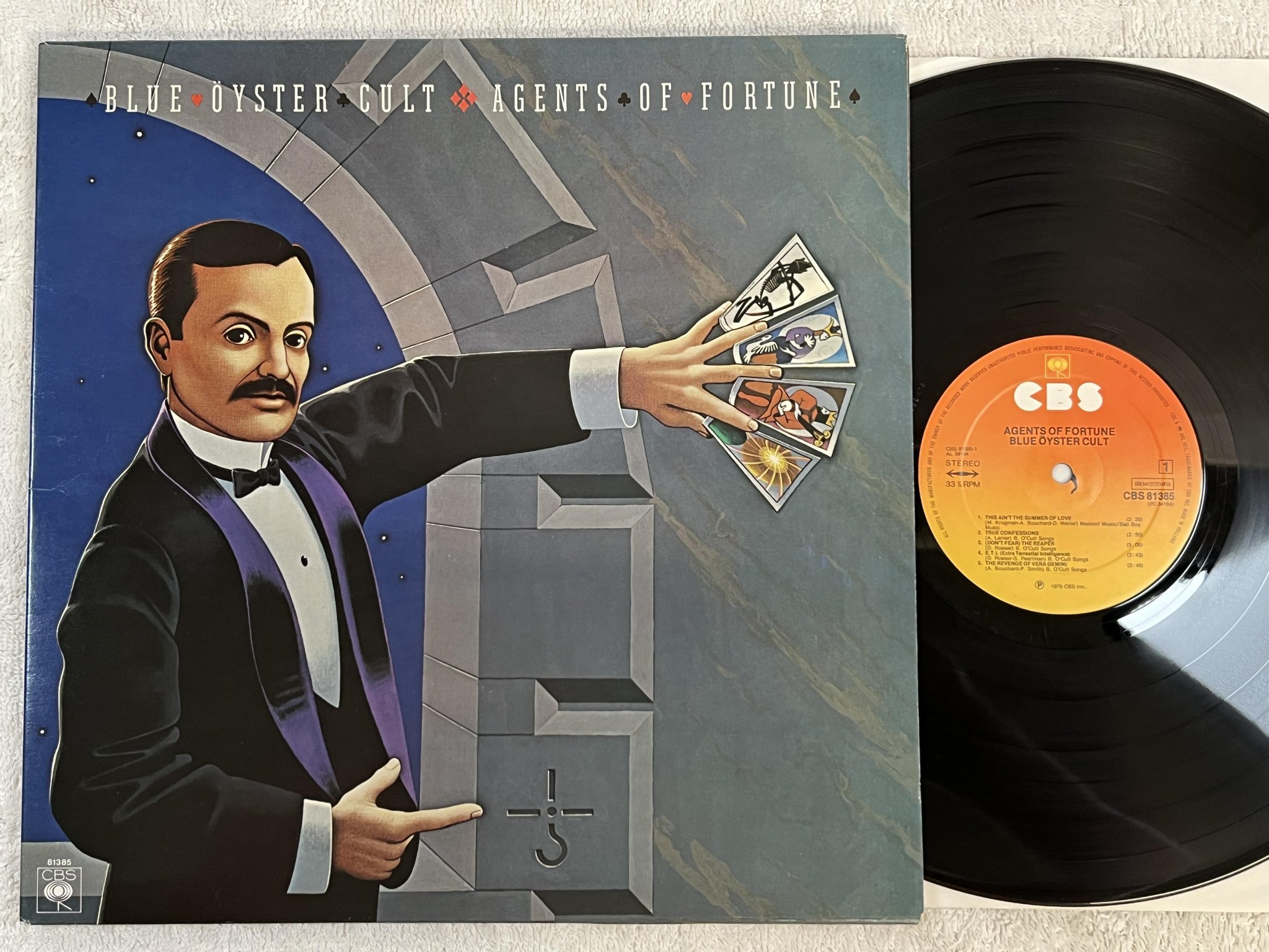 Omslagsbild för skivan BLUE ÖYSTER CULT agents of fortune LP -76 Hol CBS 81385